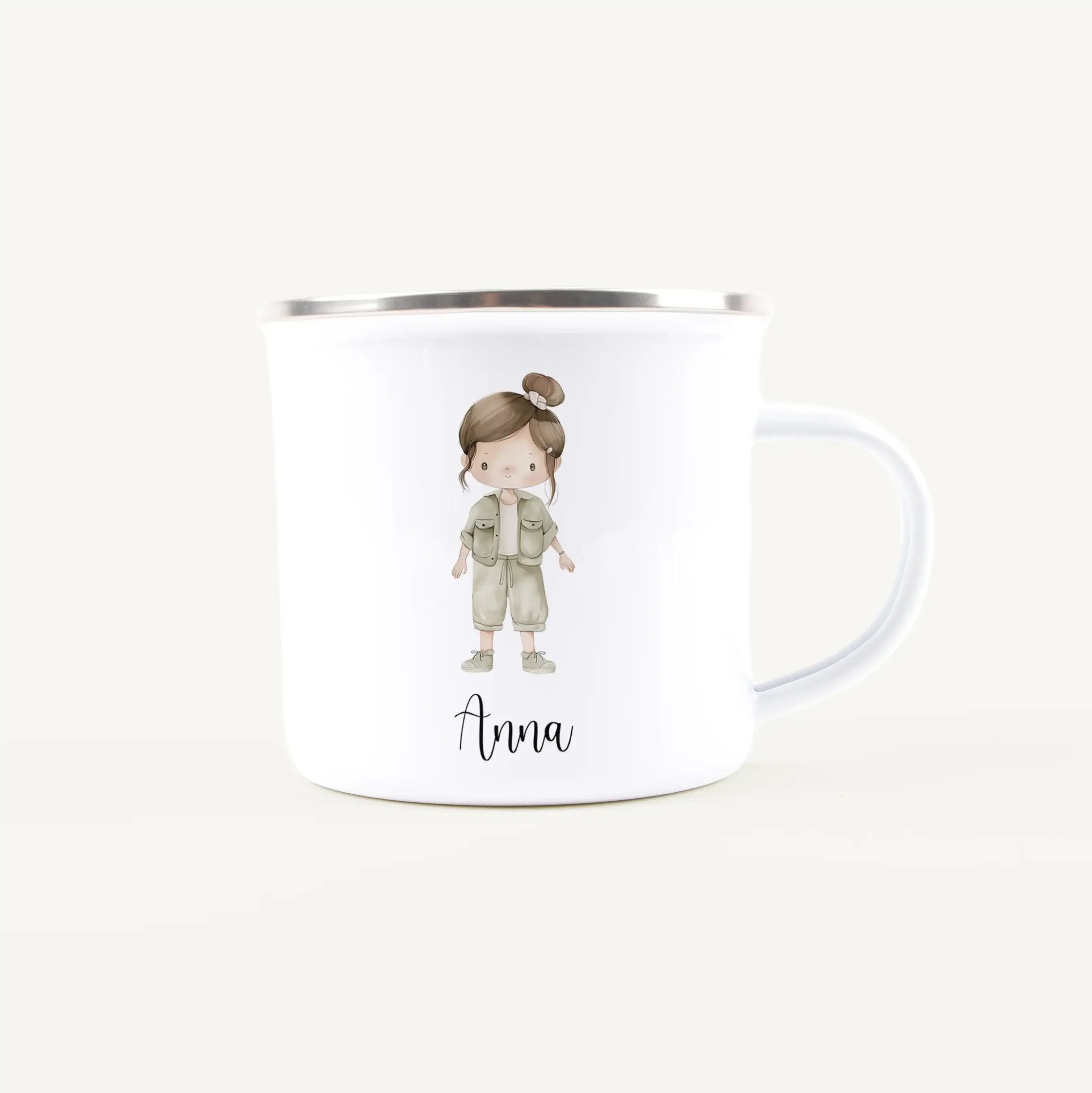 Emaille Tasse Pfadfinderin-Emaille Tasse-famprints-Die Emaille Tasse Pfadfinderin von famprints ist für kleine Entdeckerinnen gemacht, die neugierig durchs Leben gehen. Ob beim Frühstück, im Kindergarten oder auf dem nächsten Ausflug – dieser personalisie