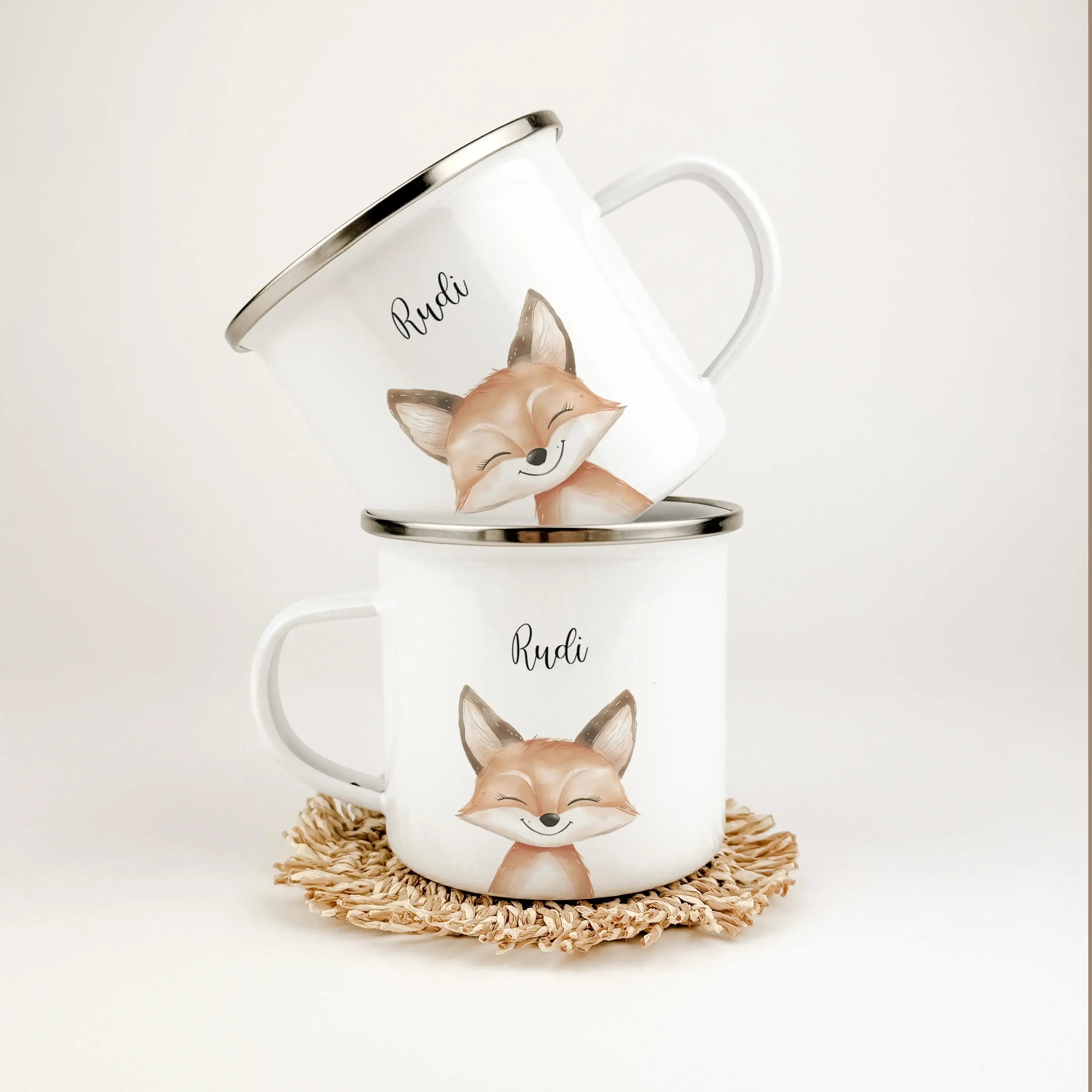 Emaille Tasse Fuchs Portrait-famprints-Emaille Tasse-Die Emaille Tasse Fuchs Portrait ist das ideale personalisierte Geschenk für kleine Tierliebhaber. Mit ihrem bezaubernden Fuchs-Porträt in lebendiger Aquarell-Optik wird sie garantiert zum Lieblingsbech