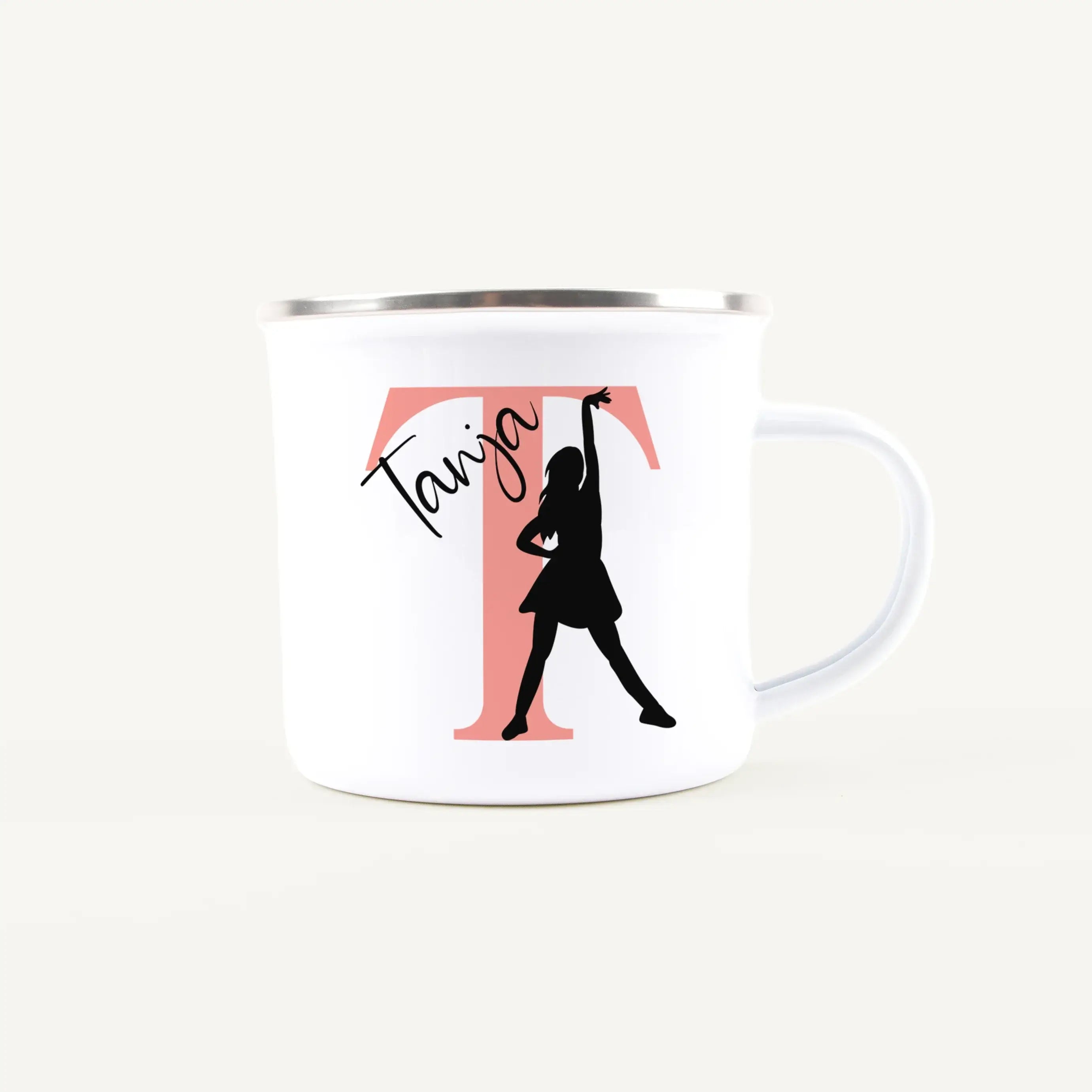 Emaille Tasse mit Namen Tanzen-Emaille Tasse-famprints-Mit der Emaille Tasse mit Namen Tanzen von famprints verschenkst du etwas Persönliches, das genau zur Leidenschaft passt. Ob Ballett, Hip-Hop oder moderner Tanz – das liebevoll gestaltete Motiv in Kom