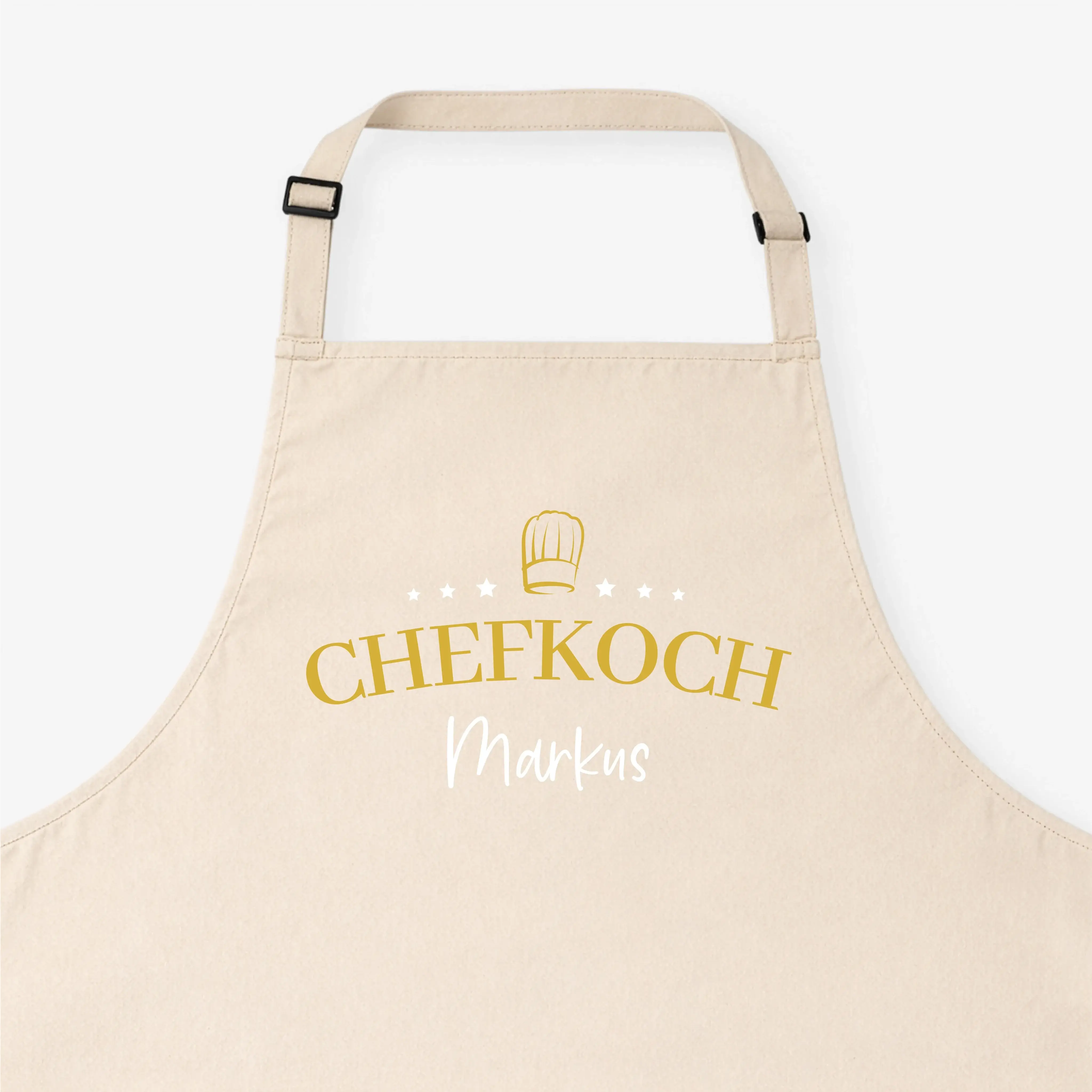 Kochschürze Chefkoch Sterne-Kochschürze-famprints-Die Kochschürze Chefkoch Sterne ist das perfekte Geschenk für alle, die gern am Herd stehen und dabei Persönlichkeit zeigen wollen. Mit dem markanten Chefkoch Schriftzug, den Sternen und der edlen Kochmütz