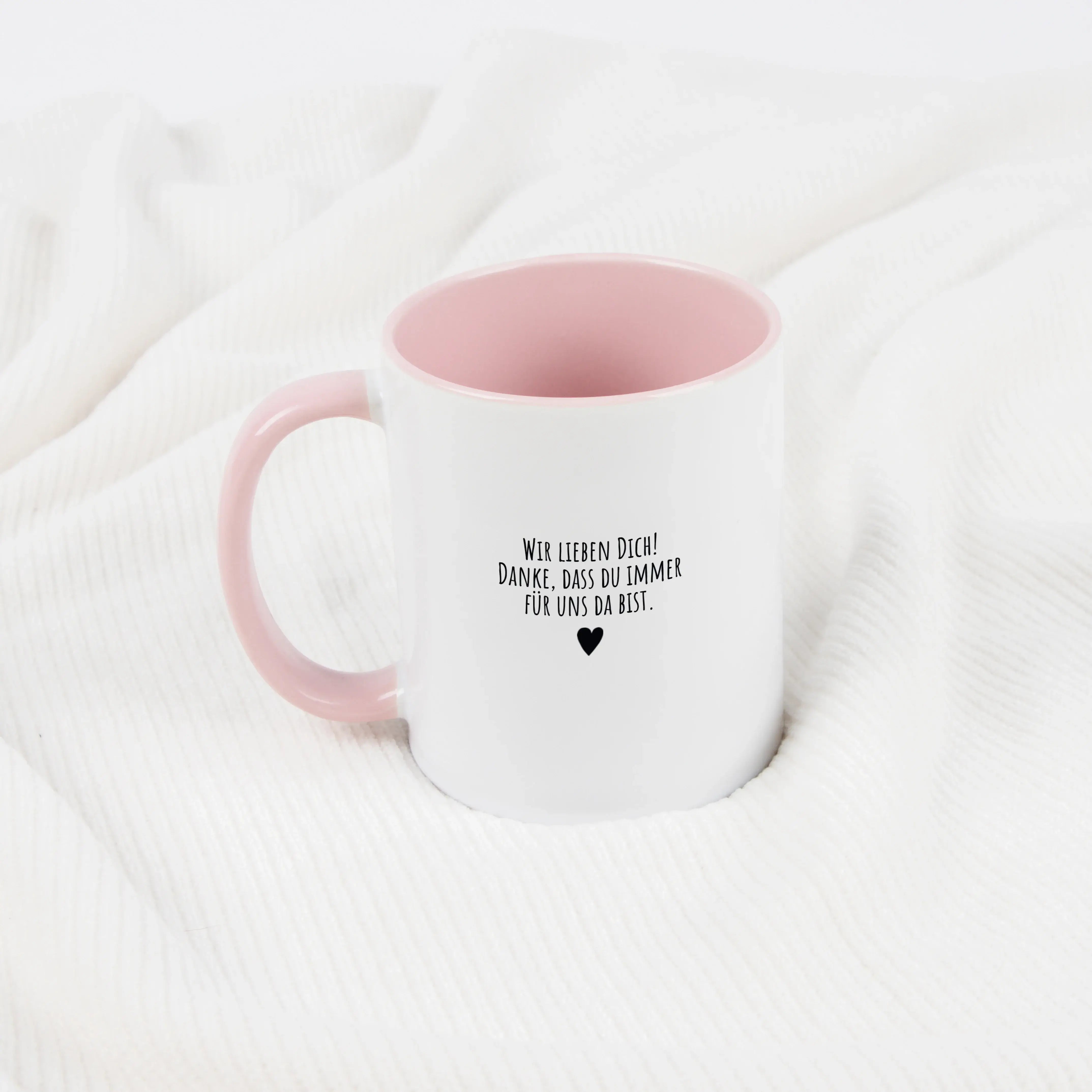 Tasse beste Mama - Keramik Tasse - famprints - Entdecke die Tasse "beste Mama" – das perfekte Geschenk, um deiner Mutter eine ganz besondere Freude zu bereiten. Mit dieser personalisierten Keramiktasse kannst du nicht nur ihre besten Erinnerungen festhalt