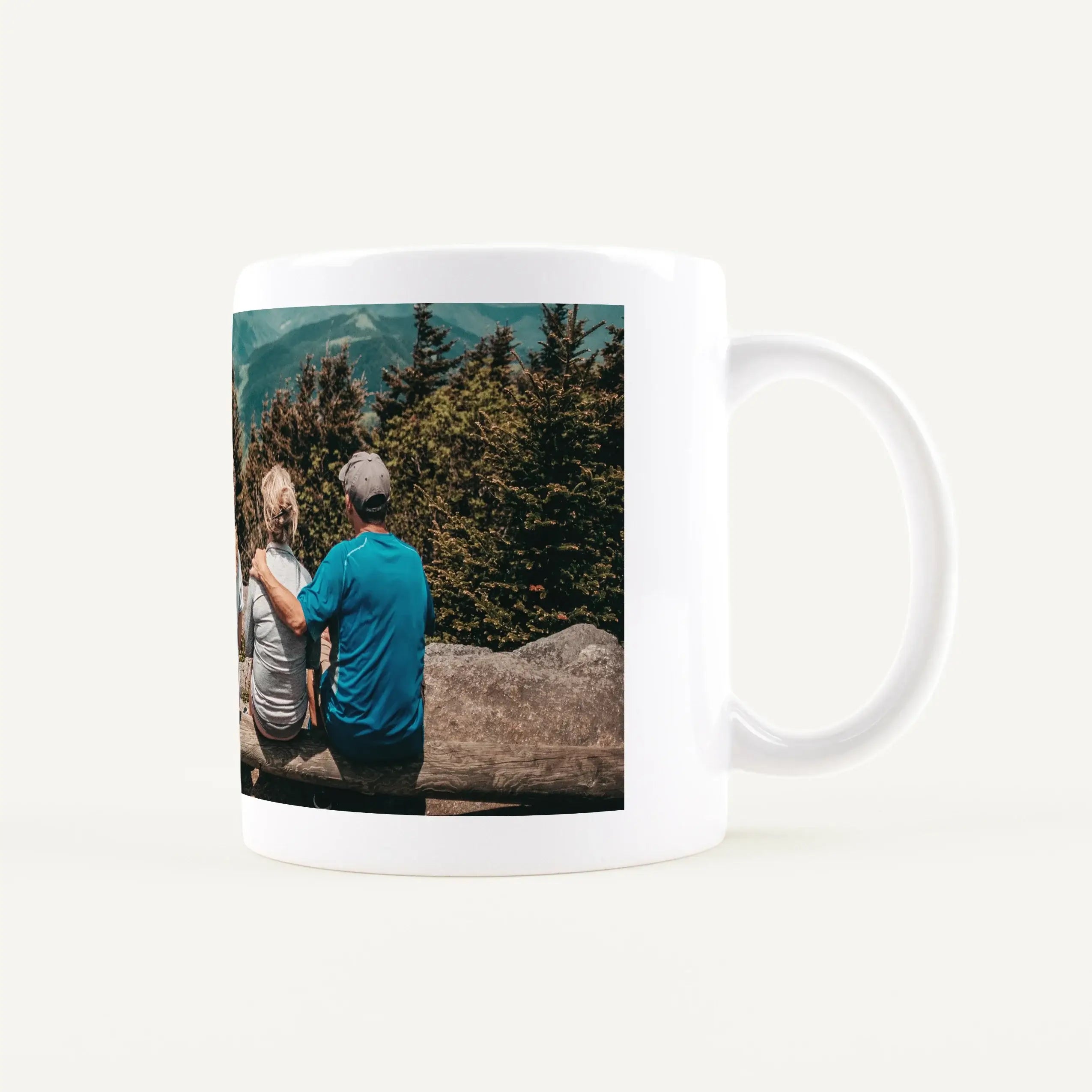 Tasse Foto One-Keramik Tasse-famprints-Die Tasse Foto One von famprints macht aus deinem Lieblingsbild ein persönliches Unikat für jeden Tag. Du gestaltest eine Fototasse mit einem großen Panorama Foto, das rundum wirkt und dein Motiv optimal zur Geltung