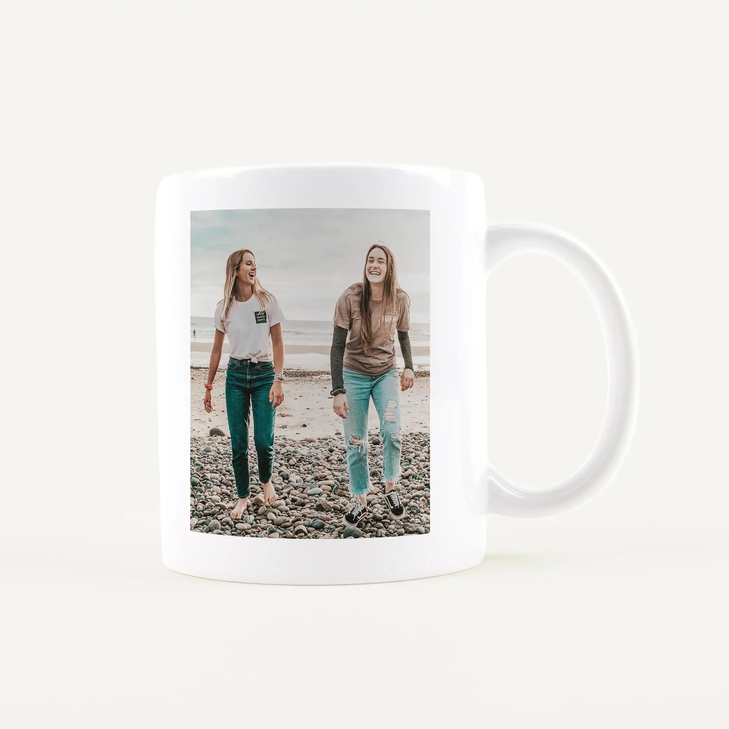 Tasse Foto mit Text-Keramik Tasse-famprints-Unsere Tasse Foto mit Text macht aus deinem Lieblingsbild ein persönliches Highlight für jeden Tag. Du gestaltest deine Fototasse ganz einfach selbst: Lade dein Wunschfoto hoch und ergänze es mit einer Botschaft