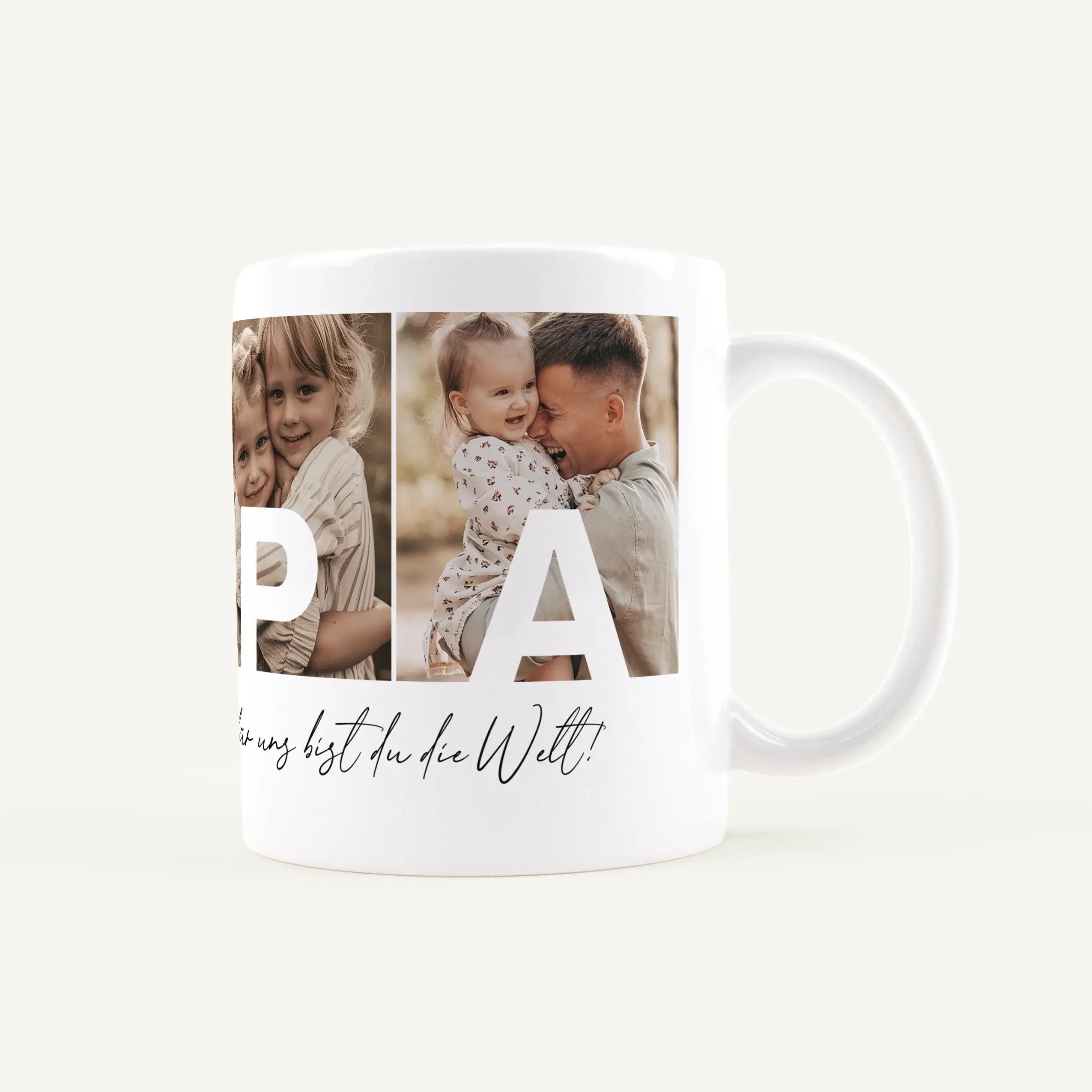 Fototasse Papa + Text-Keramik Tasse-famprints-Die Fototasse Papa + Text ist eine persönliche Geschenkidee für Väter, die Erinnerungen sichtbar macht. Auf der Tasse werden vier deiner Lieblingsfotos platziert, sodass jedes Bild einen Buchstaben von Papa tr