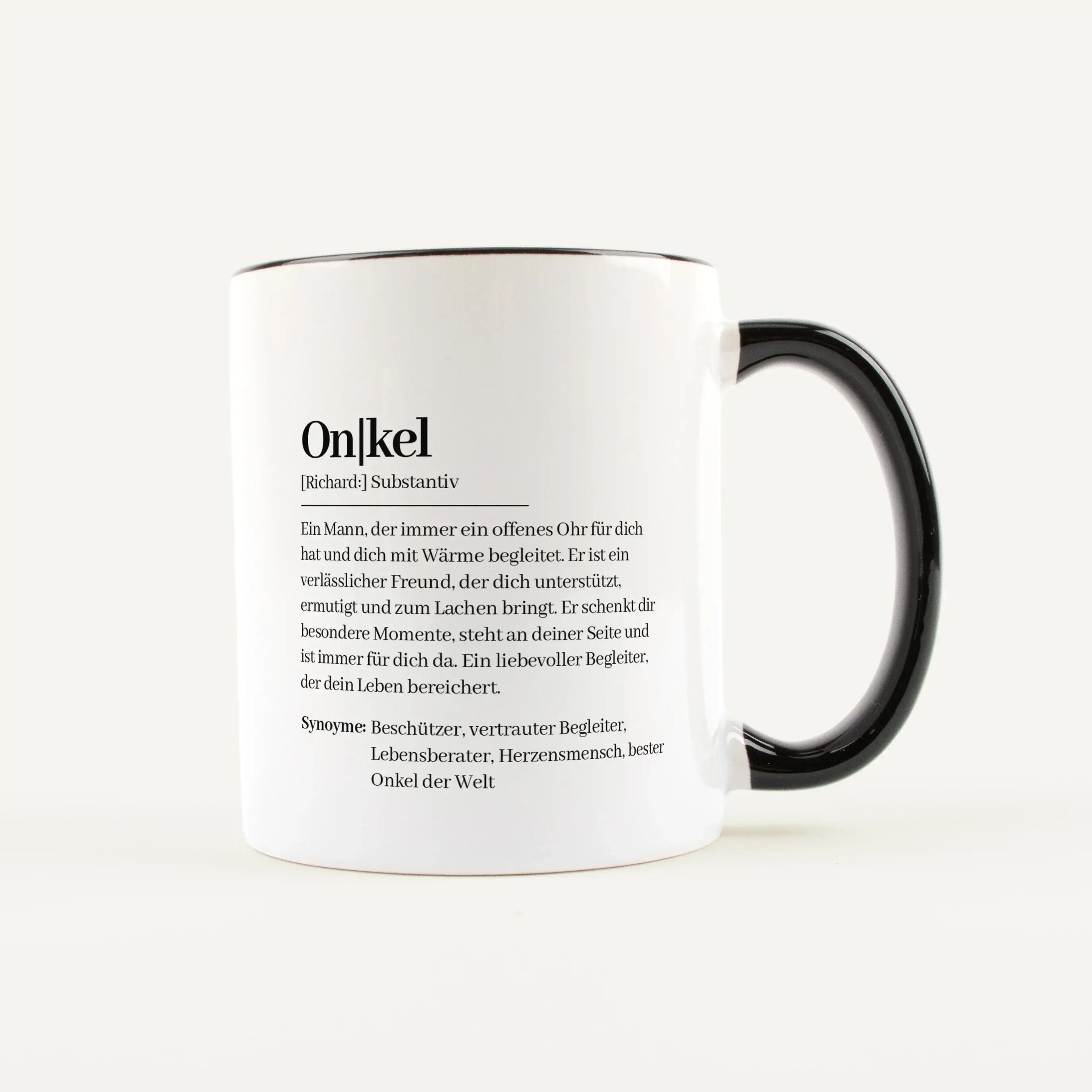 Tasse Definition Onkel-Keramik Tasse-famprints-Die Tasse Definition Onkel von famprints ist eine persönliche Geschenkidee für einen Menschen, der im Alltag einfach dazugehört. Das Design im Duden Stil beschreibt deinen Onkel mit liebevollen Worten und wir