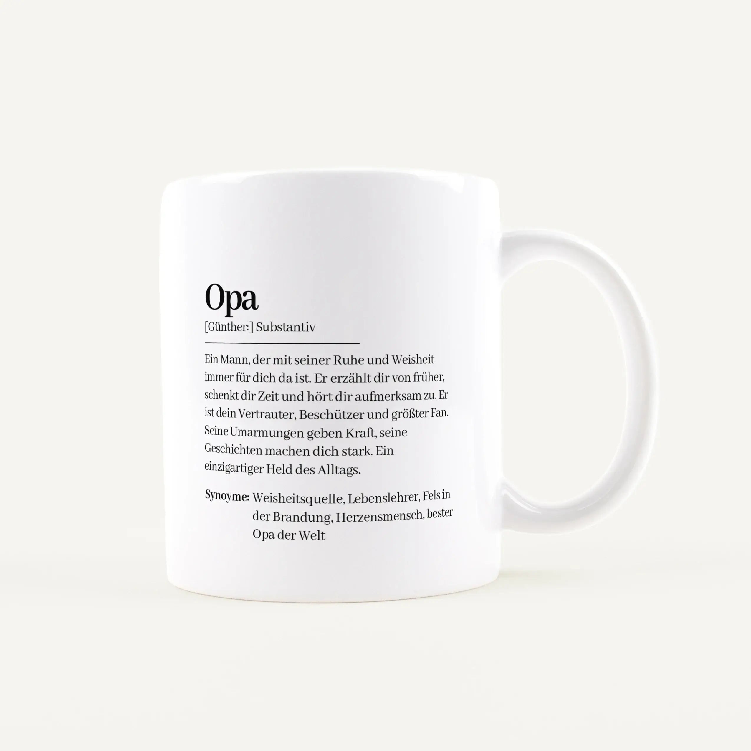 Tasse Definition Opa-Keramik Tasse-famprints-Die Tasse Definition Opa ist für alle gedacht, die ein persönliches Geschenk suchen, das nicht beliebig wirkt. Auf der weißen Tasse steht eine liebevolle Beschreibung im Duden Stil, die deinen Opa auf besondere