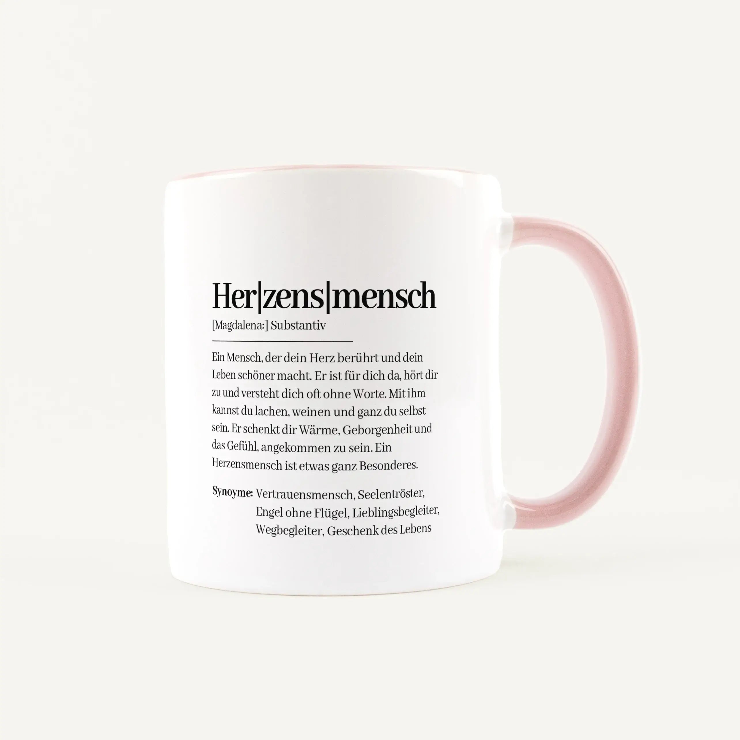 Tasse Definition Herzensmensch-Keramik Tasse-famprints-Die Tasse Definition Herzensmensch ist mehr als nur eine Tasse für Kaffee oder Tee. Sie ist eine persönliche Aufmerksamkeit für einen Menschen, der einen festen Platz in deinem Herzen hat. Der liebevo