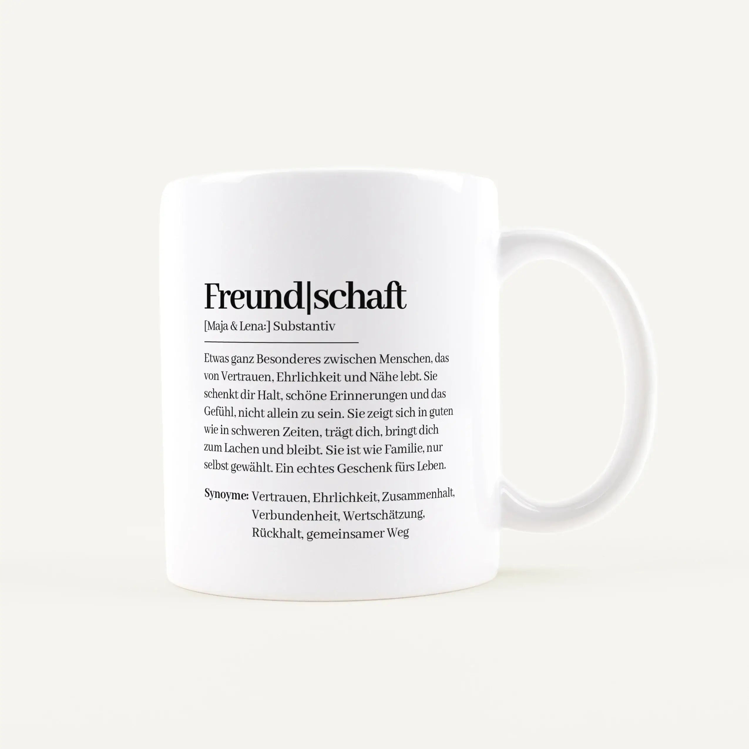 Tasse Definition Freundschaft-Keramik Tasse-famprints-Manche Verbindungen brauchen keine großen Worte und sagen trotzdem alles. Unsere Tasse Definition Freundschaft bringt genau dieses Gefühl auf den Punkt: eine liebevolle Beschreibung im Duden Stil, die