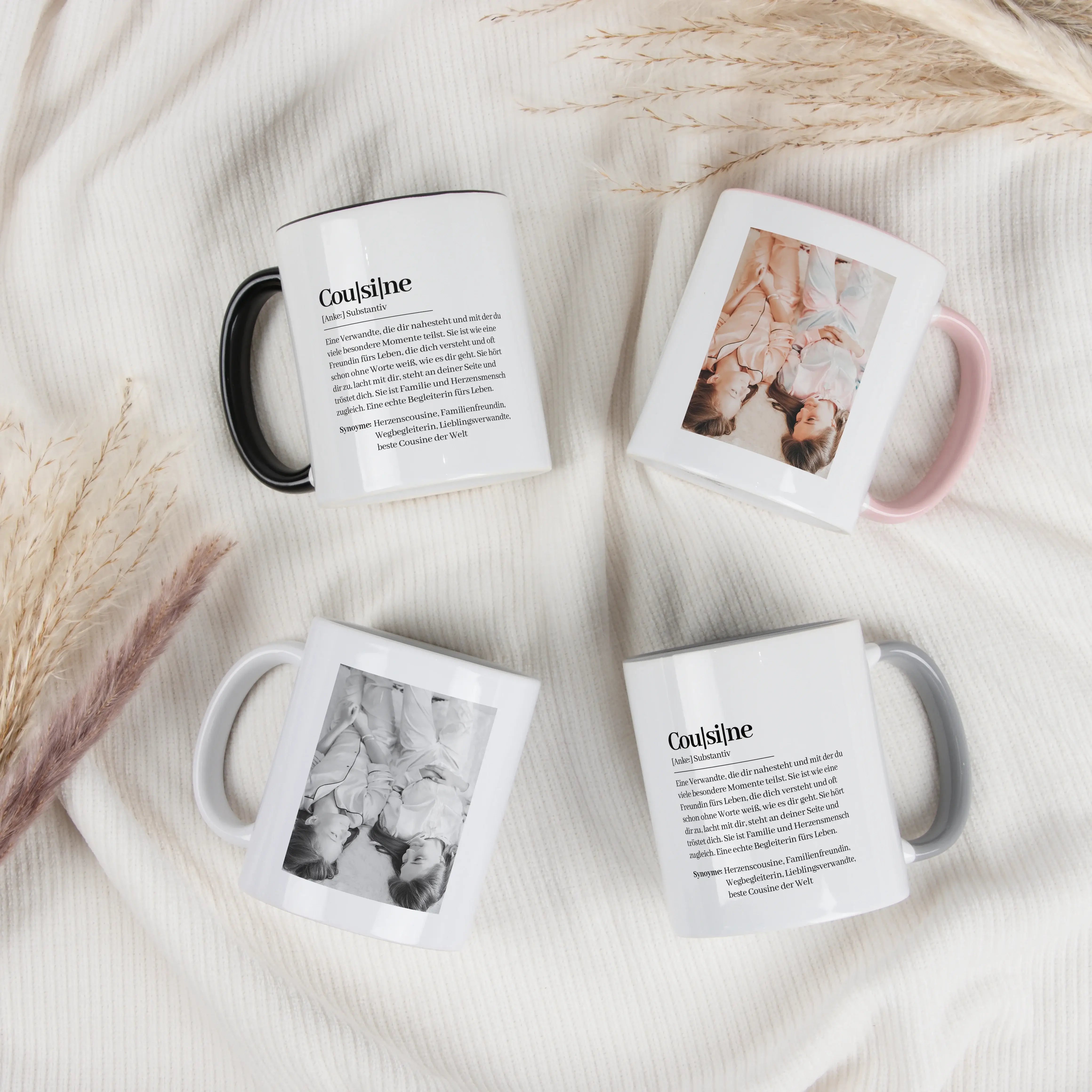 Tasse Definition Cousine-Keramik Tasse-famprints-Die Tasse Definition Cousine ist mehr als nur eine Tasse – sie ist eine kleine Liebeserklärung an einen Menschen, der Familie und Vertrautheit auf besondere Weise verbindet. Das Design im Duden Stil beschre