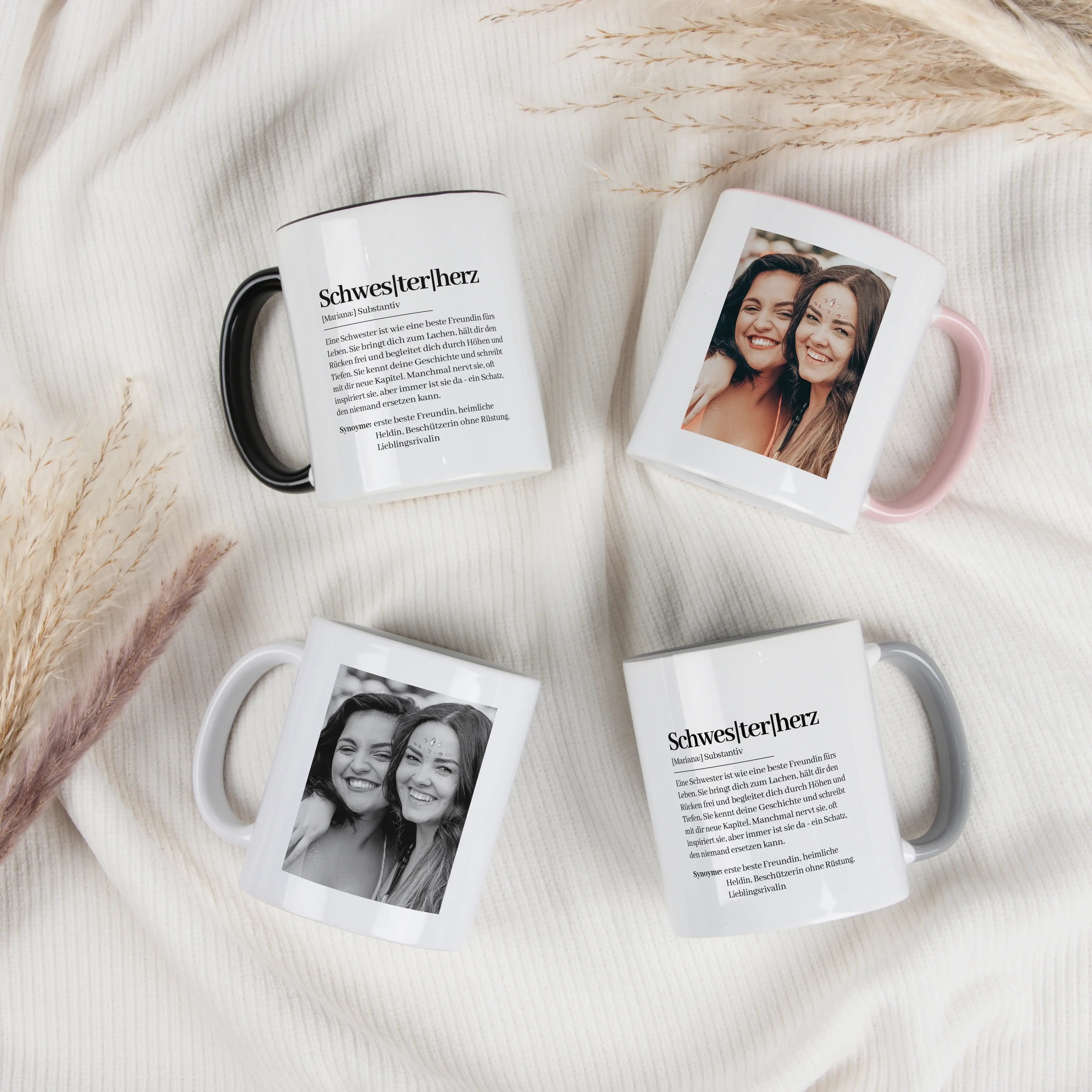 Tasse Definition Schwesterherz-Keramik Tasse-famprints-Diese Tasse Definition Schwesterherz ist mehr als nur eine kleine Aufmerksamkeit im Alltag. Sie verbindet eine liebevolle Definition im Duden Stil mit deiner ganz persönlichen Gestaltung und wird so z