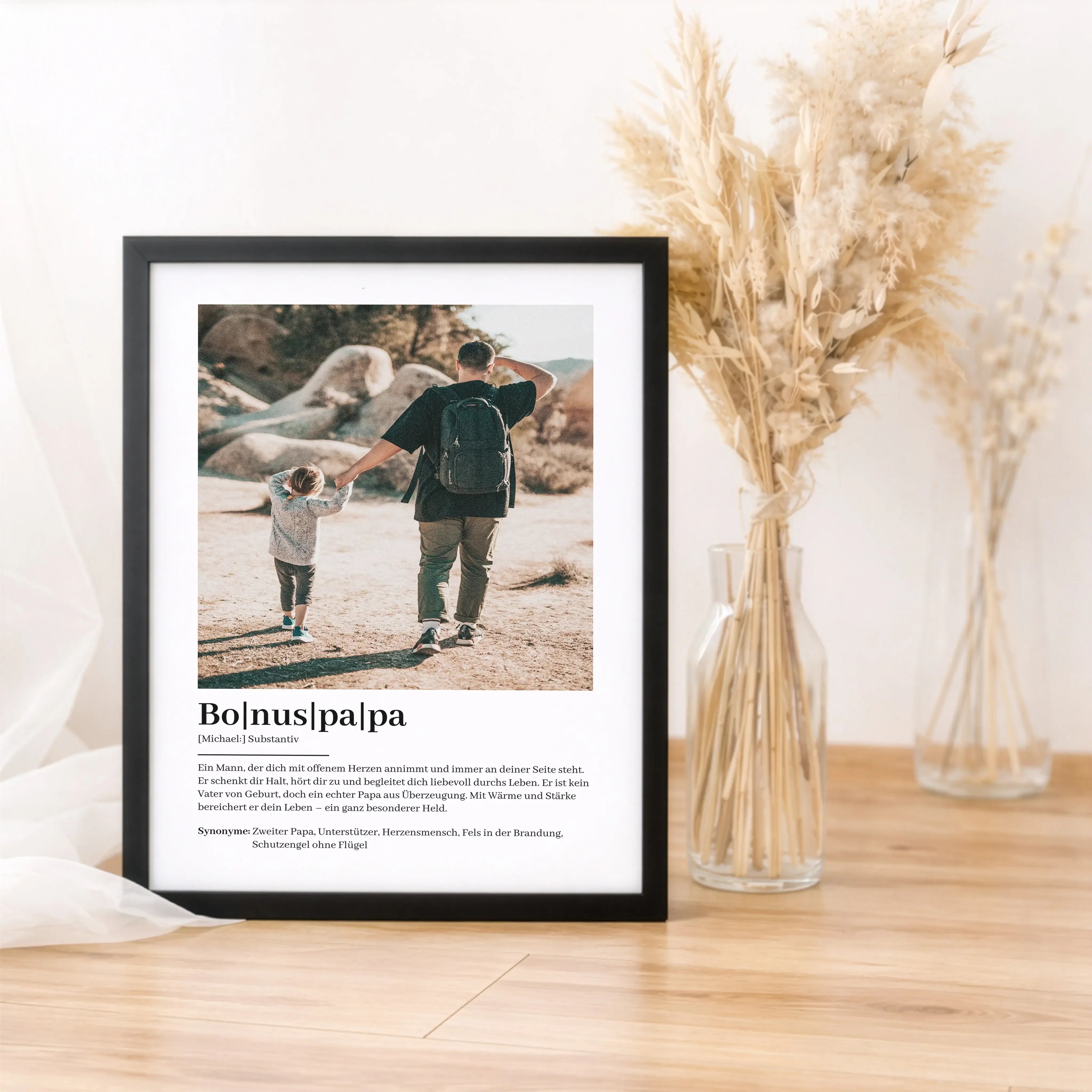 Bonuspapa Definition Poster mit Foto-Personalisiertes Poster-famprints-Das Bonuspapa Definition Poster mit Foto ist eine besondere Art, Danke zu sagen und Wertschätzung sichtbar zu machen. Es verbindet ein persönliches Bild mit einer liebevollen Definitio