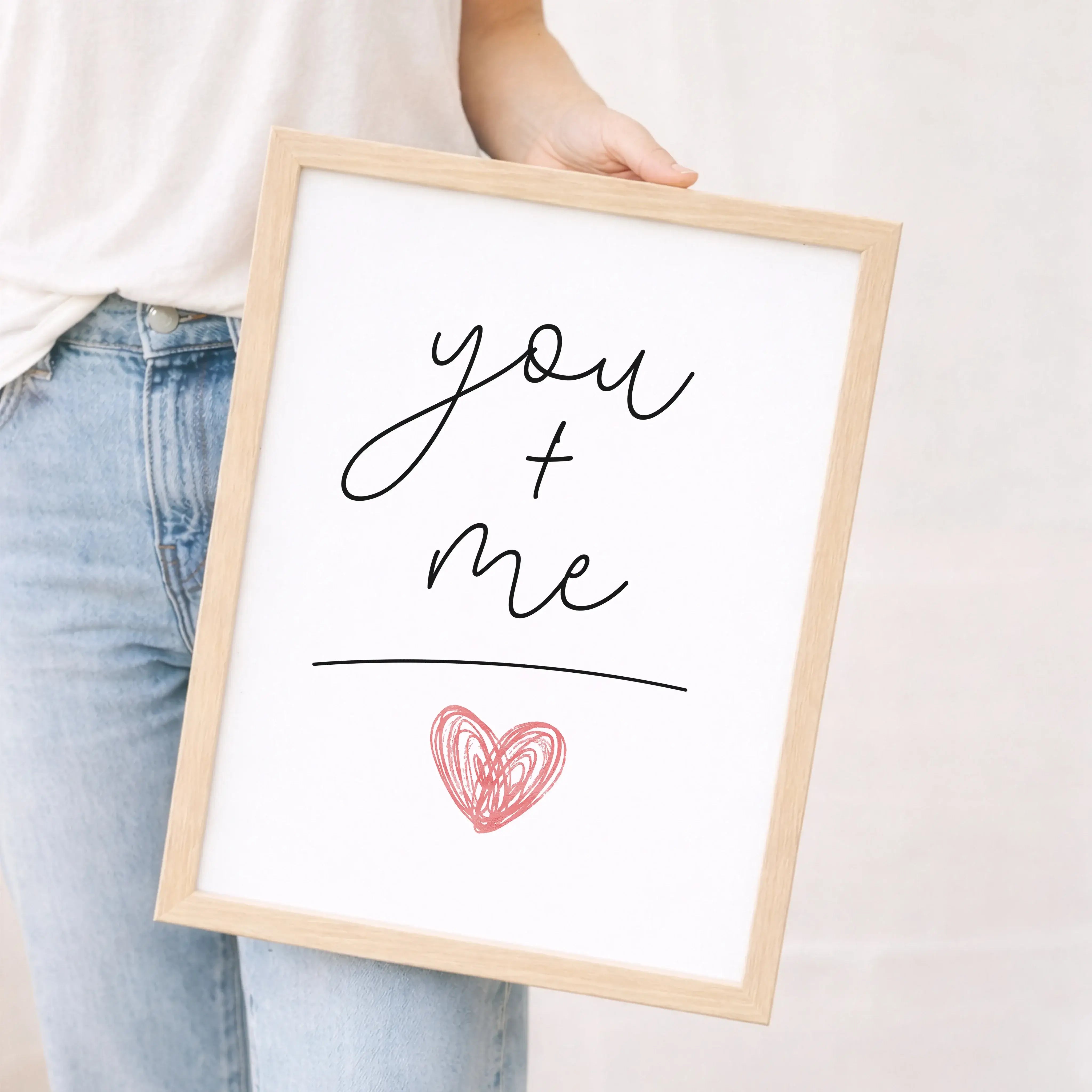 Poster 'You and me'-Poster-famprints-Das Poster You and me ist eine moderne Art, eure Verbindung sichtbar zu machen. Das minimalistische Design mit handschriftlichem Look passt sich ruhig und stilvoll jedem Raum an und wird schnell zu einem festen Teil eu