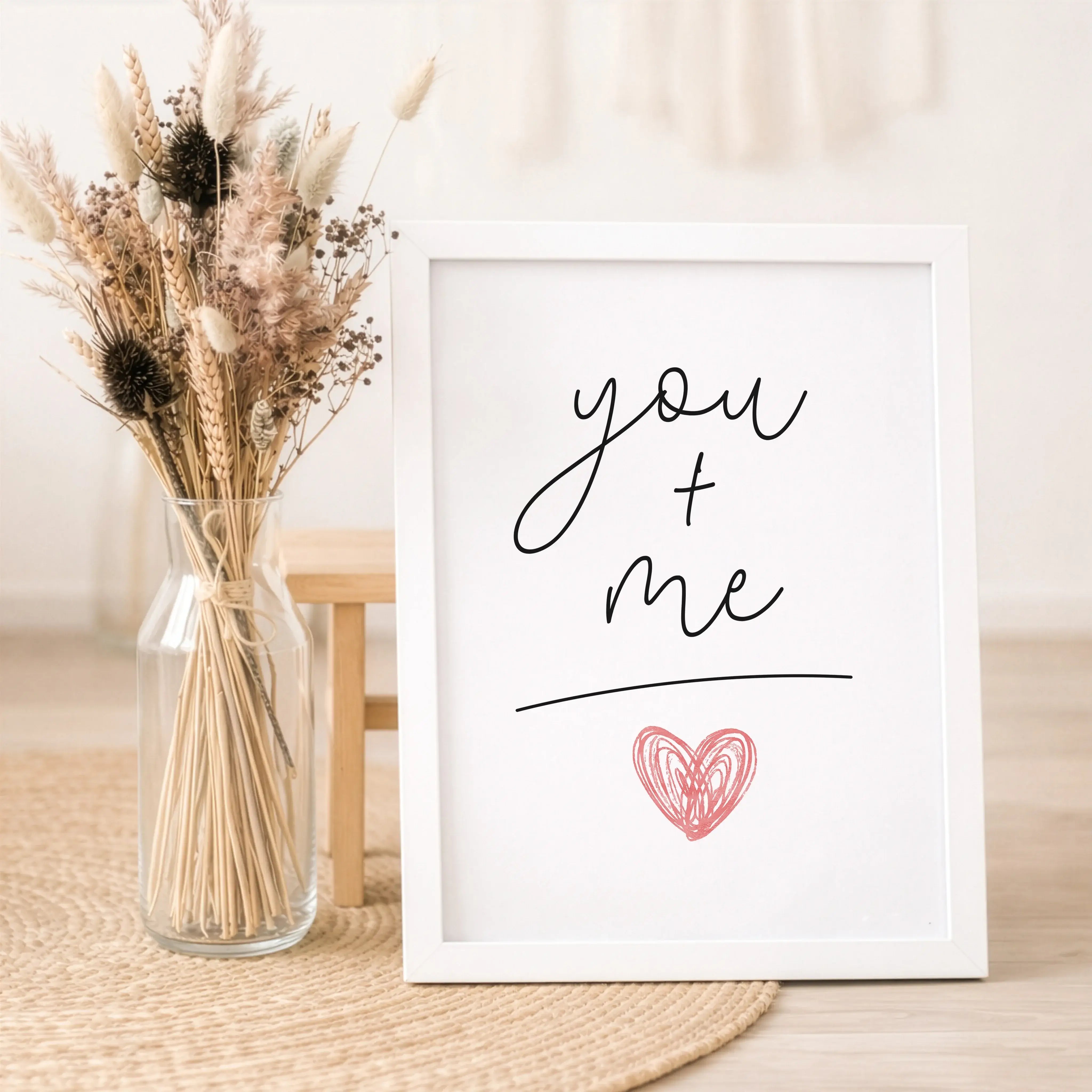 Poster 'You and me'-Poster-famprints-Das Poster You and me ist eine moderne Art, eure Verbindung sichtbar zu machen. Das minimalistische Design mit handschriftlichem Look passt sich ruhig und stilvoll jedem Raum an und wird schnell zu einem festen Teil eu