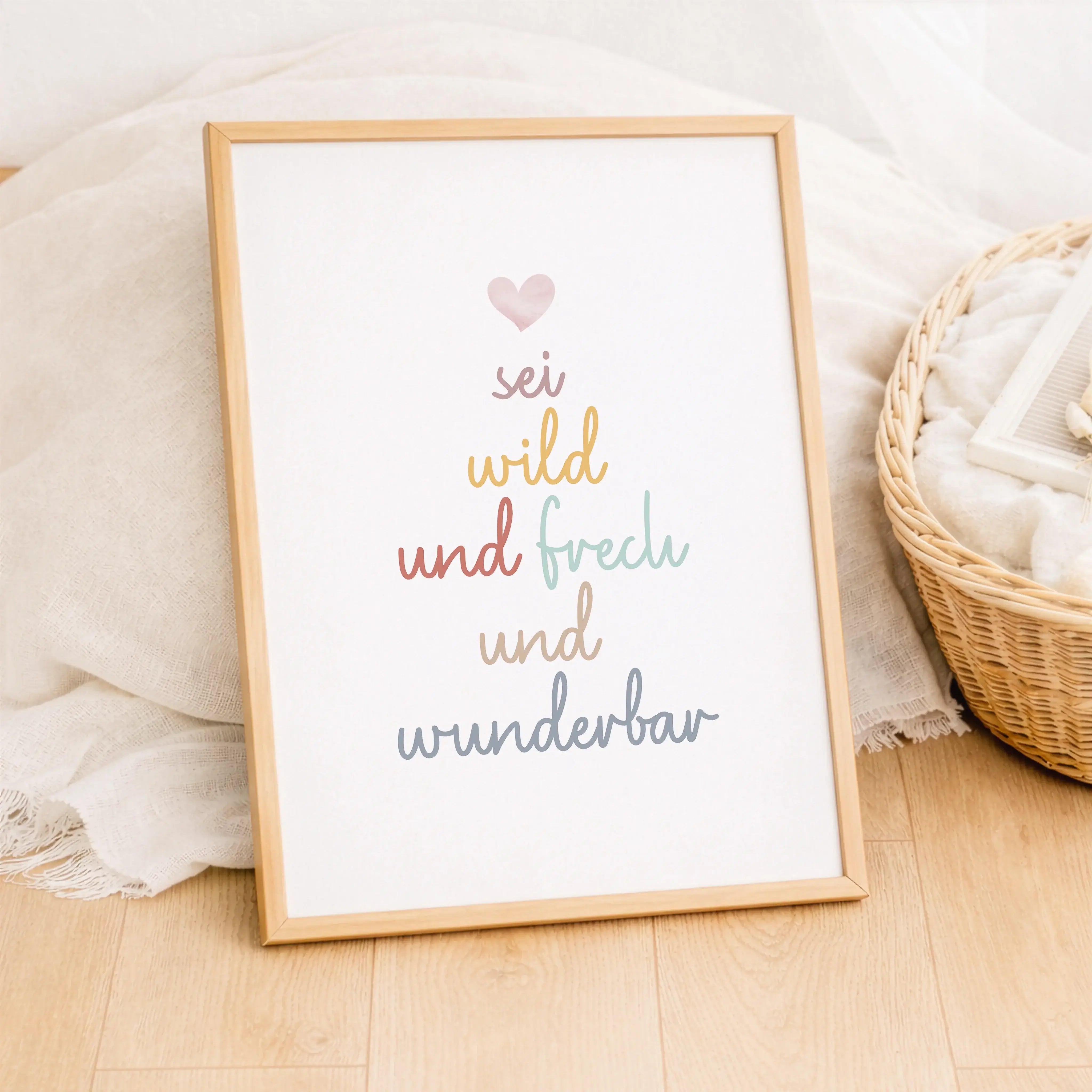 sei frech und wild und wunderbar Poster-Poster-famprints-Das sei frech und wild und wunderbar Poster von famprints ist mehr als ein schöner Wandschmuck. Es ist eine liebevolle Botschaft, die Kinder stärkt, sie ermutigt und ihnen zeigt, dass sie genau rich