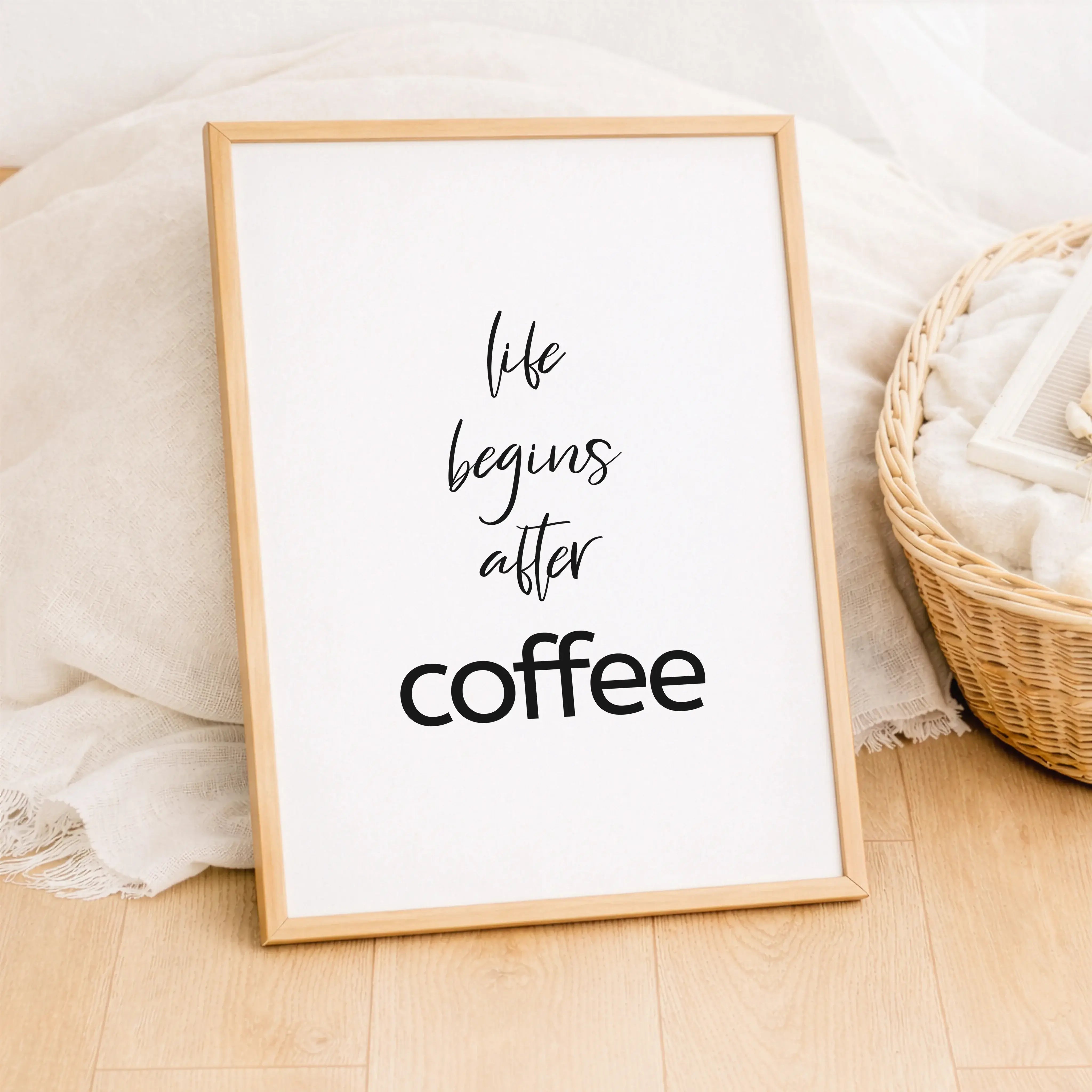 Kaffee Poster 'life begins'-Poster-famprints-Das Kaffee Poster life begins bringt genau das Gefühl an die Wand, das viele kennen: Der Tag startet erst richtig mit der ersten Tasse Kaffee. Mit klarer Typografie, ruhigem Design und einer modernen Aussage wi