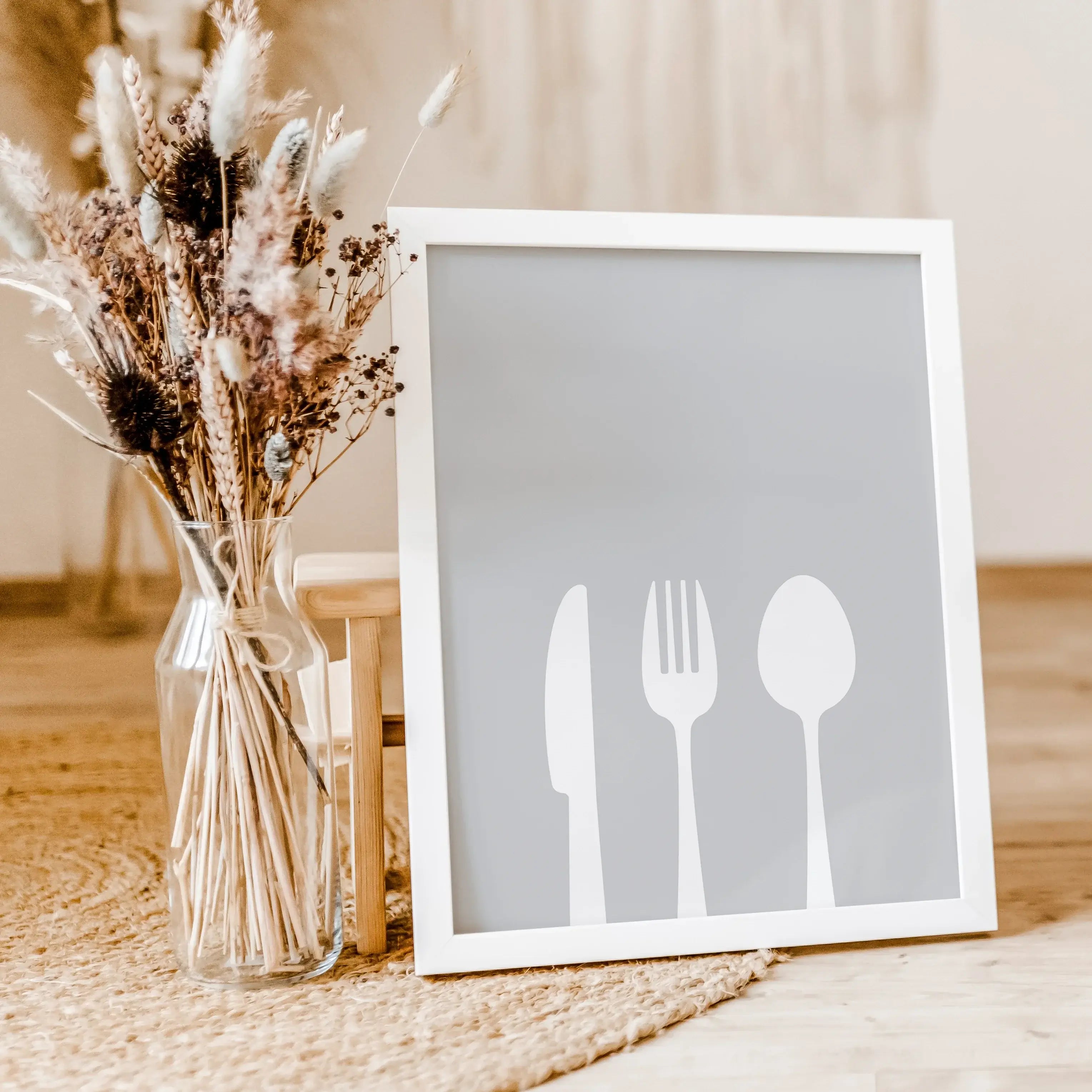 Küchenposter 'Besteck'-famprints-Poster-Ein Küchenposter ist eine einfache aber effektive Art, deine Küchenwand zu dekorieren. Das Küchenposter 'Besteck' ist eine hervorragende Möglichkeit, deinen Kochbereich stilvoller und auffälliger zu gestalten. Unser