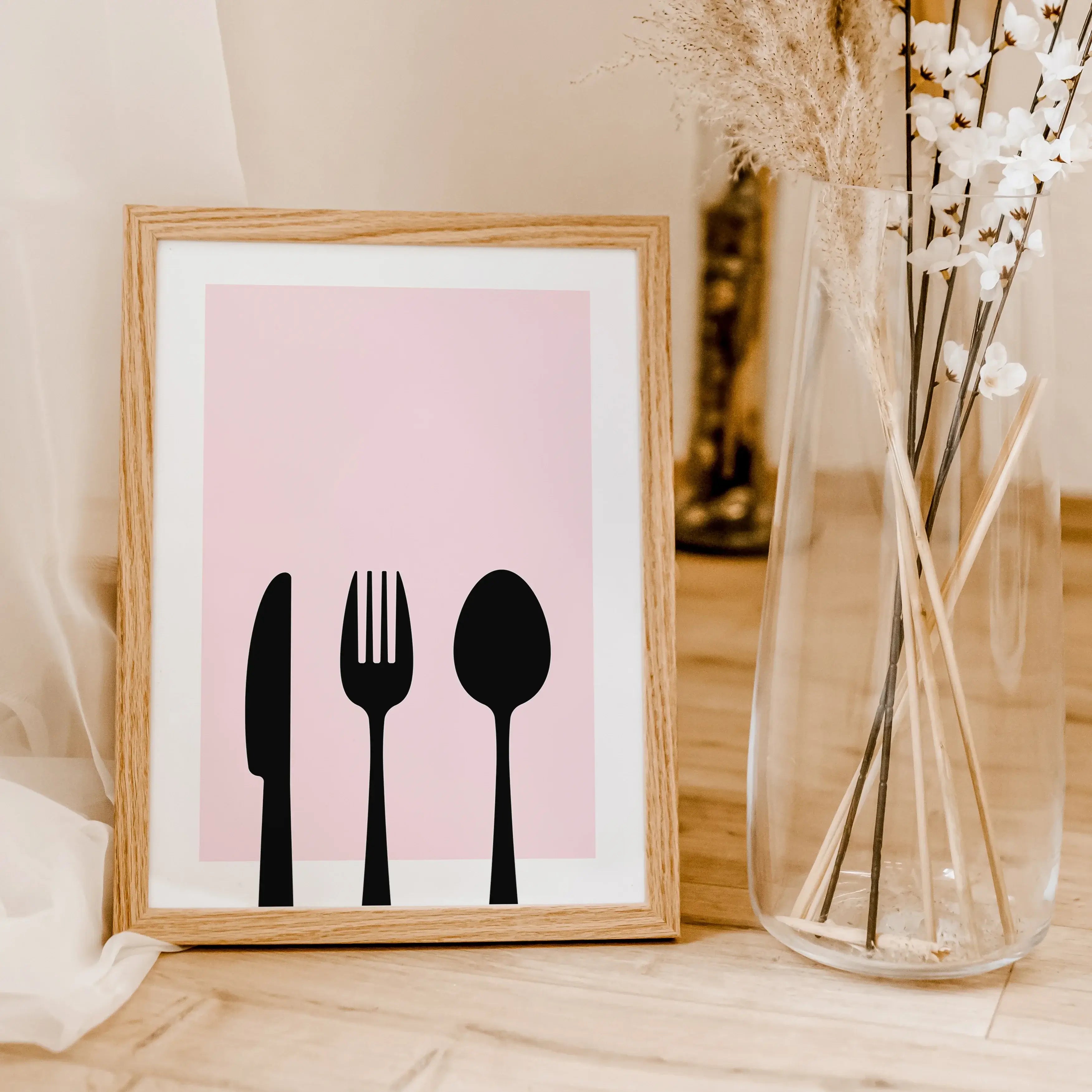 Küchenposter 'Besteck'-famprints-Poster-Ein Küchenposter ist eine einfache aber effektive Art, deine Küchenwand zu dekorieren. Das Küchenposter 'Besteck' ist eine hervorragende Möglichkeit, deinen Kochbereich stilvoller und auffälliger zu gestalten. Unser