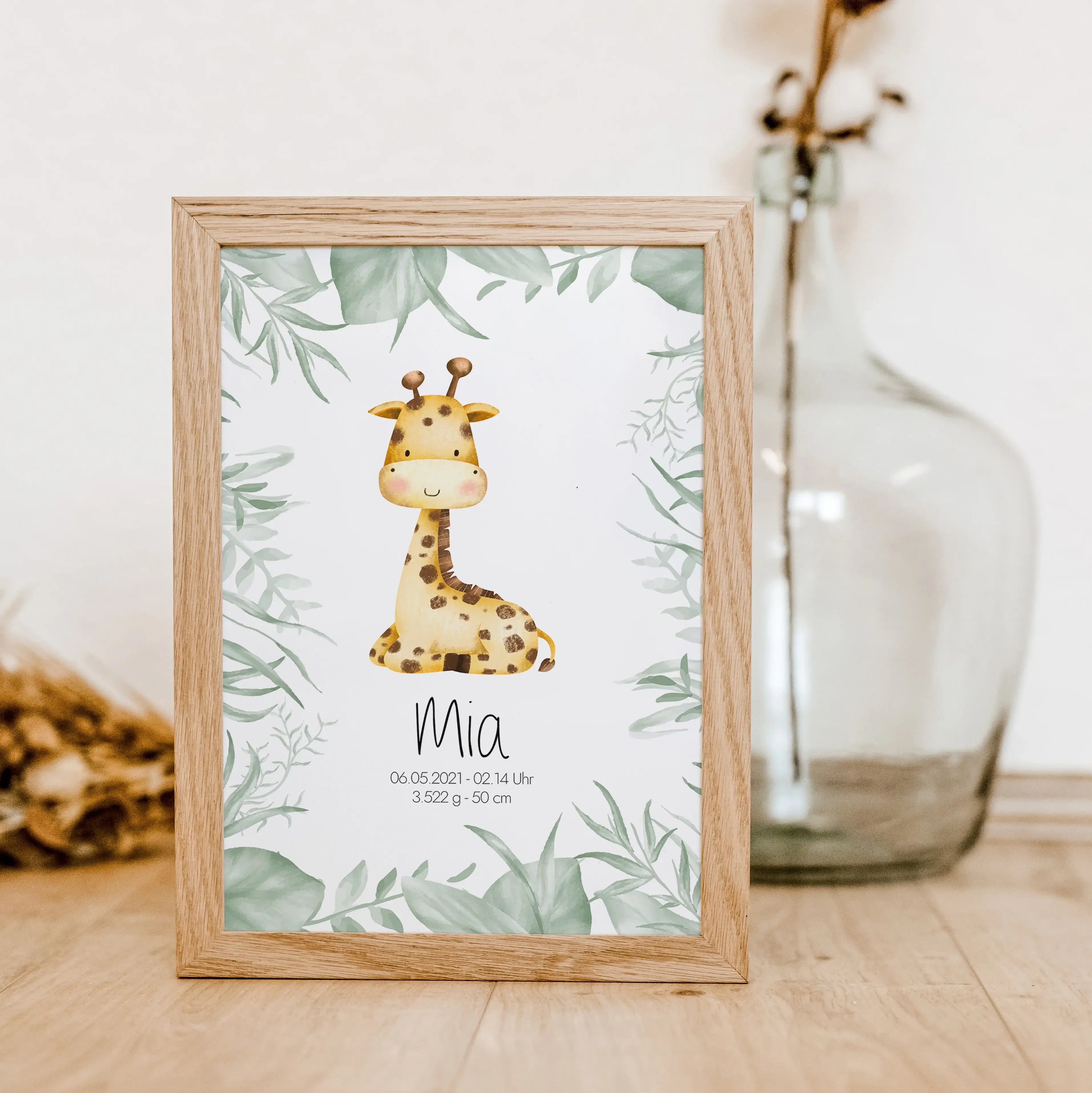 Geburtsposter Safari-famprints-Personalisiertes Poster-Auf dem Geburtsposter 'Safari' findest du unter dem Tier Motiv den Namen und die Geburtsdaten von deinem Liebling. Bei unserem Safari Poster kannst du zwischen den Tier Motiven Löwe, Nilpferd, Giraffe