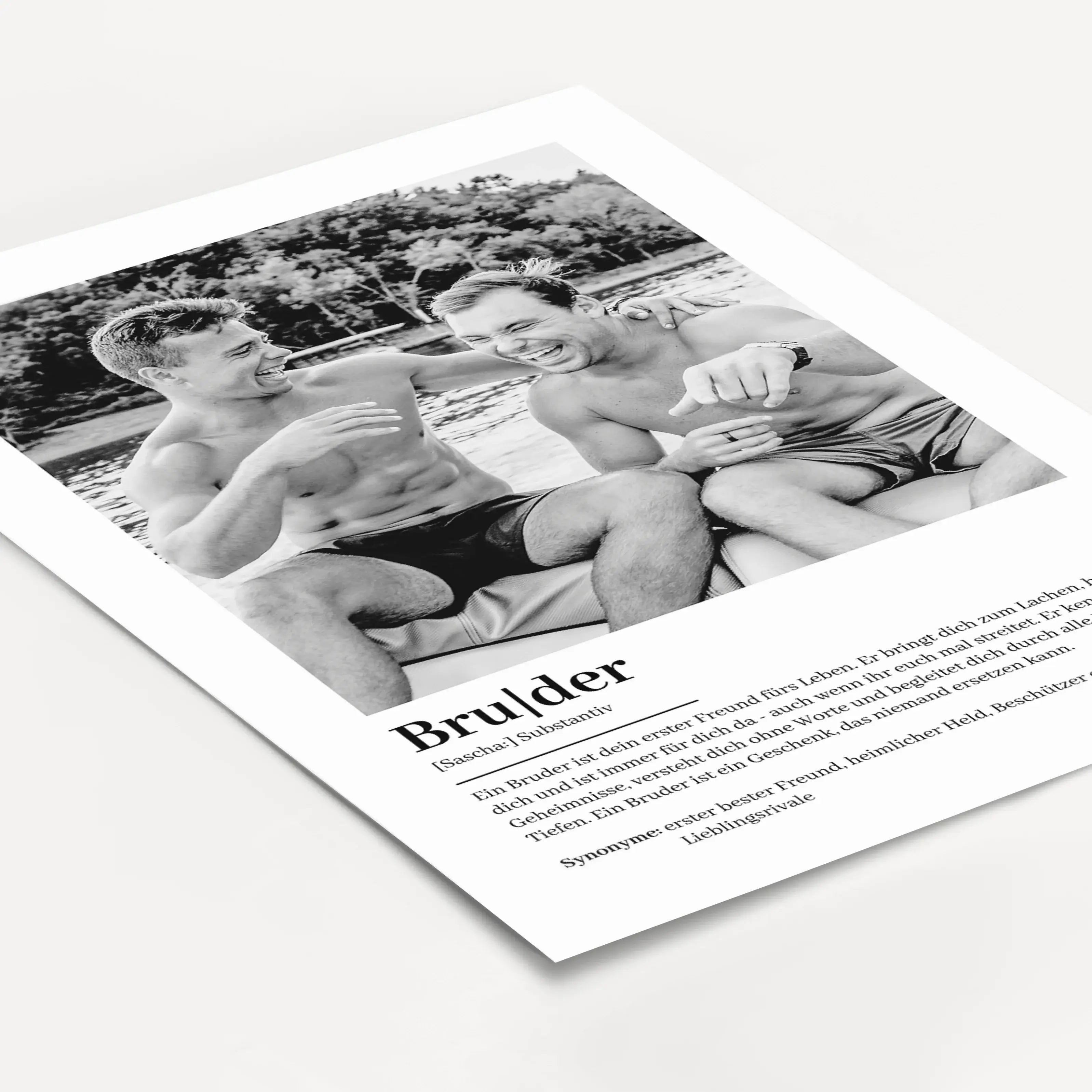 Bruder Definition Poster mit Foto-Personalisiertes Poster-famprints-Suchst du ein einzigartiges Geschenk für deinen Bruder? Unser Bruder Definition Poster mit Foto ist genau das Richtige! Dieses liebevoll gestaltete Poster zeigt auf besondere Weise, wie d