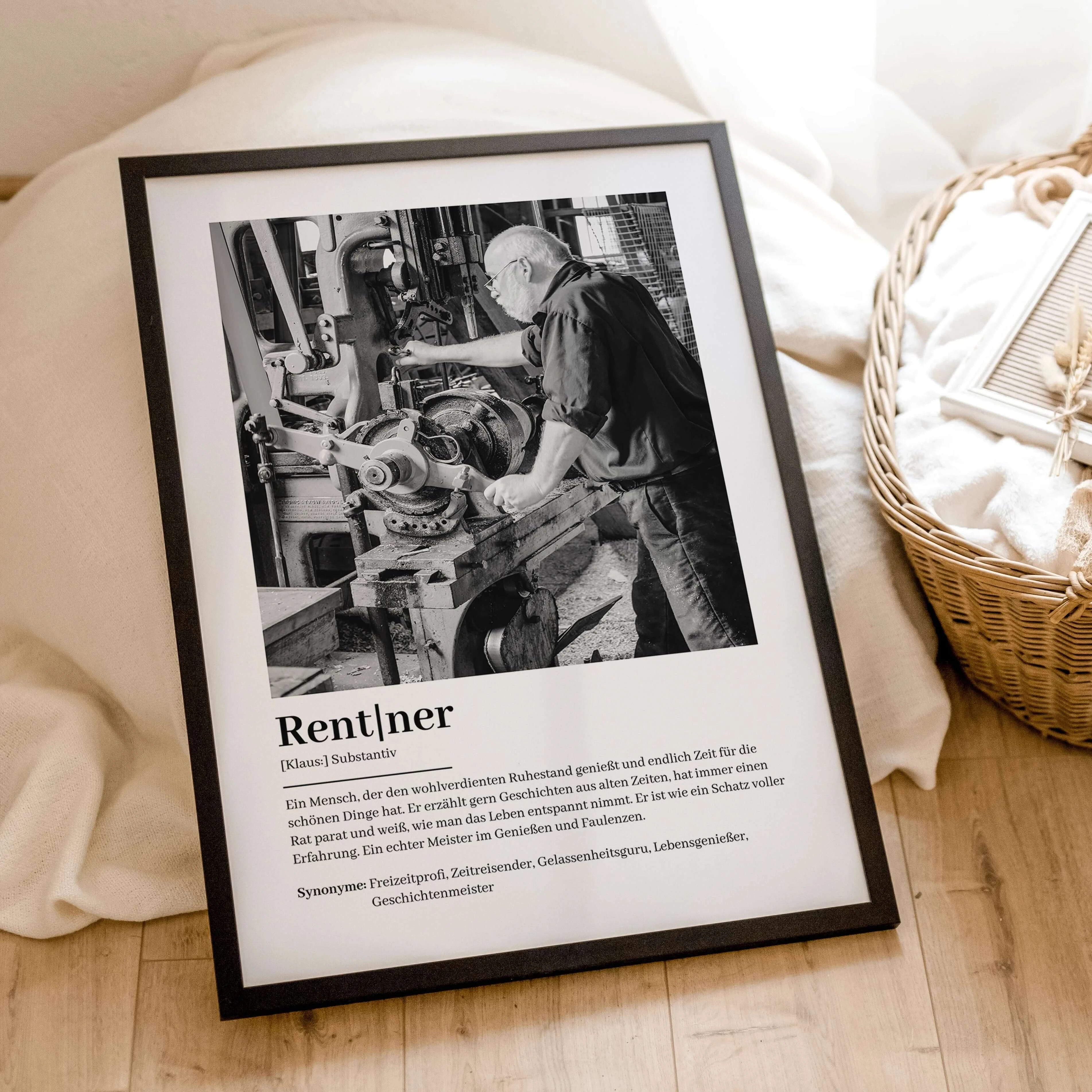 Rentner Definition Poster mit Foto-Personalisiertes Poster-famprints-Suchst du ein einzigartiges Geschenk zum Rentenbeginn? Unser Rentner Definition Poster mit Foto ist die perfekte Wahl! Dieses liebevoll gestaltete Poster zeigt auf humorvolle und herzlic