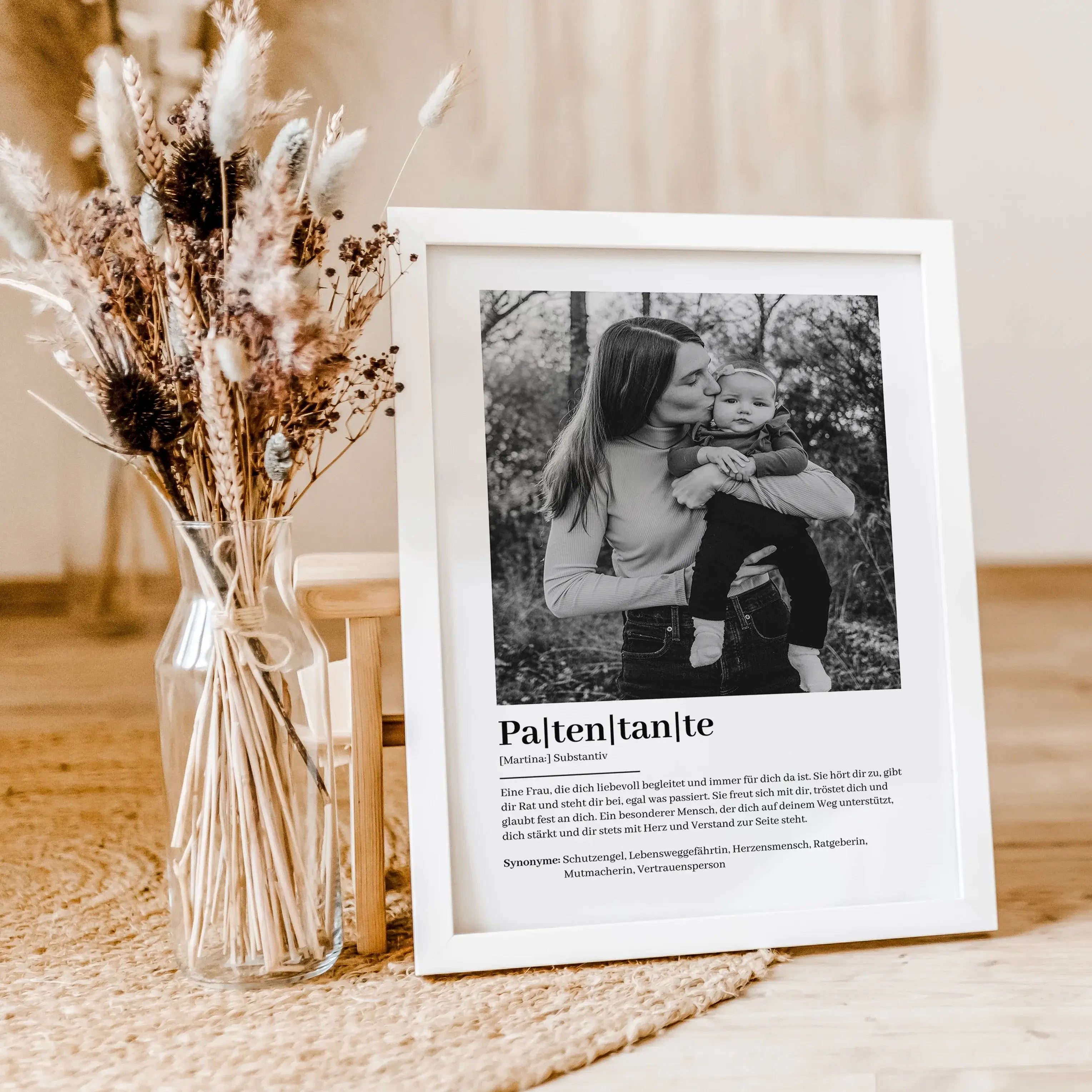 Patentante Definition Poster mit Foto-Personalisiertes Poster-famprints-Suchst du nach einem besonderen Geschenk für deine Patentante? Unser Patentante Definition Poster mit Foto ist die perfekte Wahl! Dieses liebevoll gestaltete Poster zeigt auf einzigar