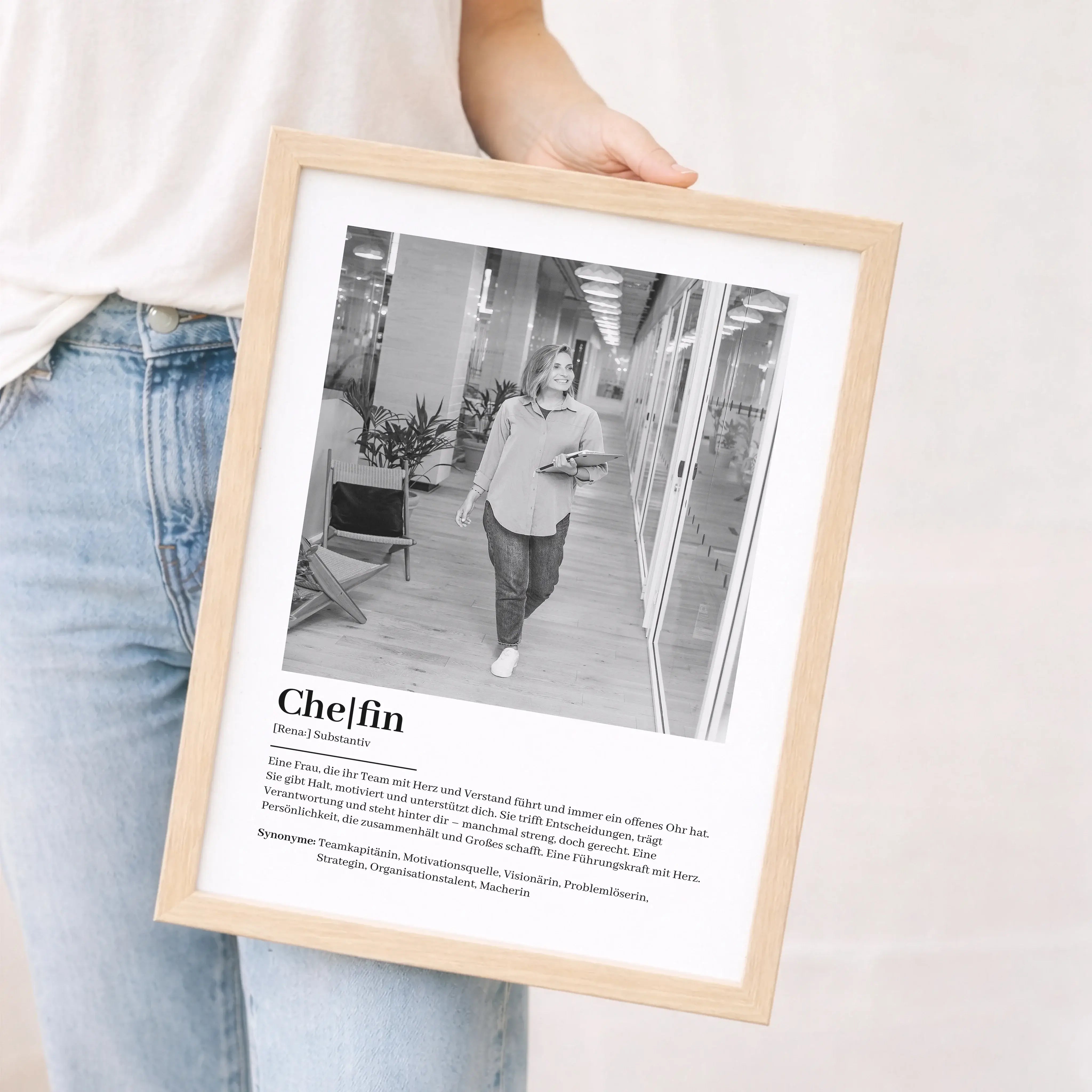 Chefin Definition Poster mit Foto-Personalisiertes Poster-famprints-Das Chefin Definition Poster mit Foto ist ein persönliches Statement für Wertschätzung und Anerkennung. Es verbindet eine moderne Definition mit deinem eigenen Bild und macht aus einem ei