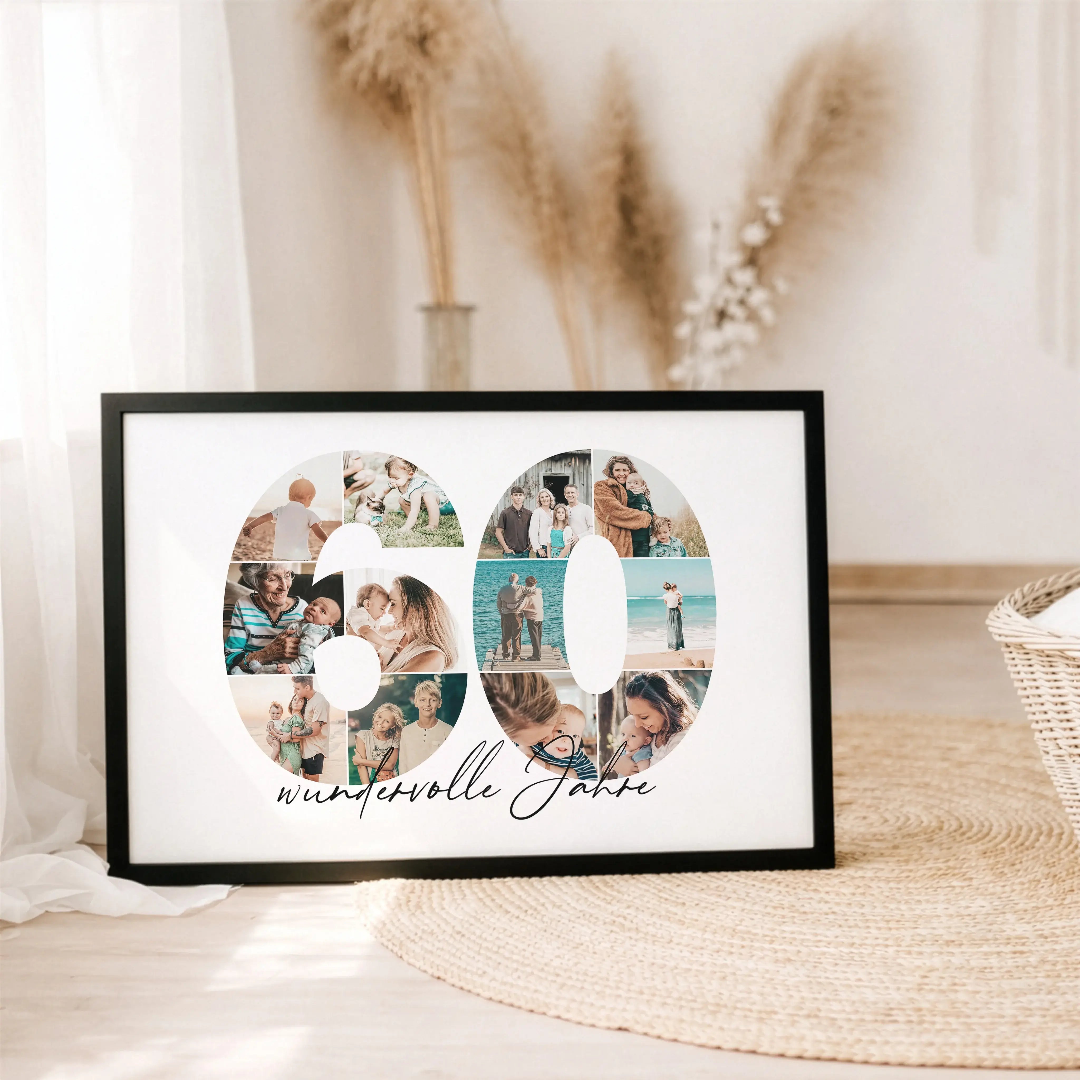 Foto Poster 60-Personalisiertes Poster-famprints-Mit dem Foto Poster 60 gestaltest du ein persönliches Erinnerungsstück, das besondere Lebensmomente sichtbar macht. Die große Zahl 60 wird mit deinen eigenen Fotos gefüllt und verwandelt sich in eine indivi
