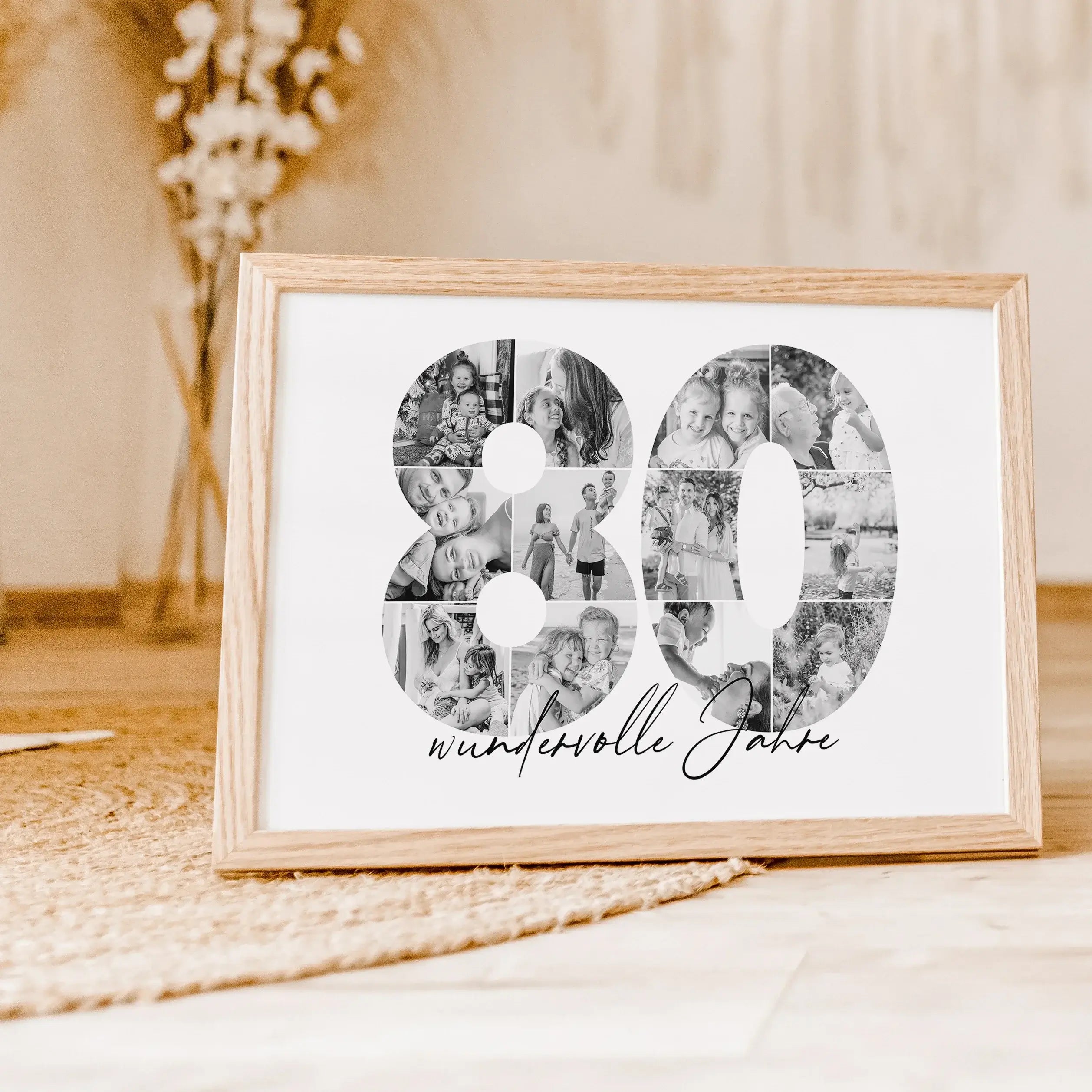 Foto Poster 80 Jahre - Personalisiertes Poster - famprints - Feiere besondere Momente mit unserem einzigartigen Foto Poster 80 – das perfekte Geschenk zum 80. Geburtstag, Hochzeitstag oder Jubiläum! Die große Zahl 80 wird individuell mit deinen persönlich