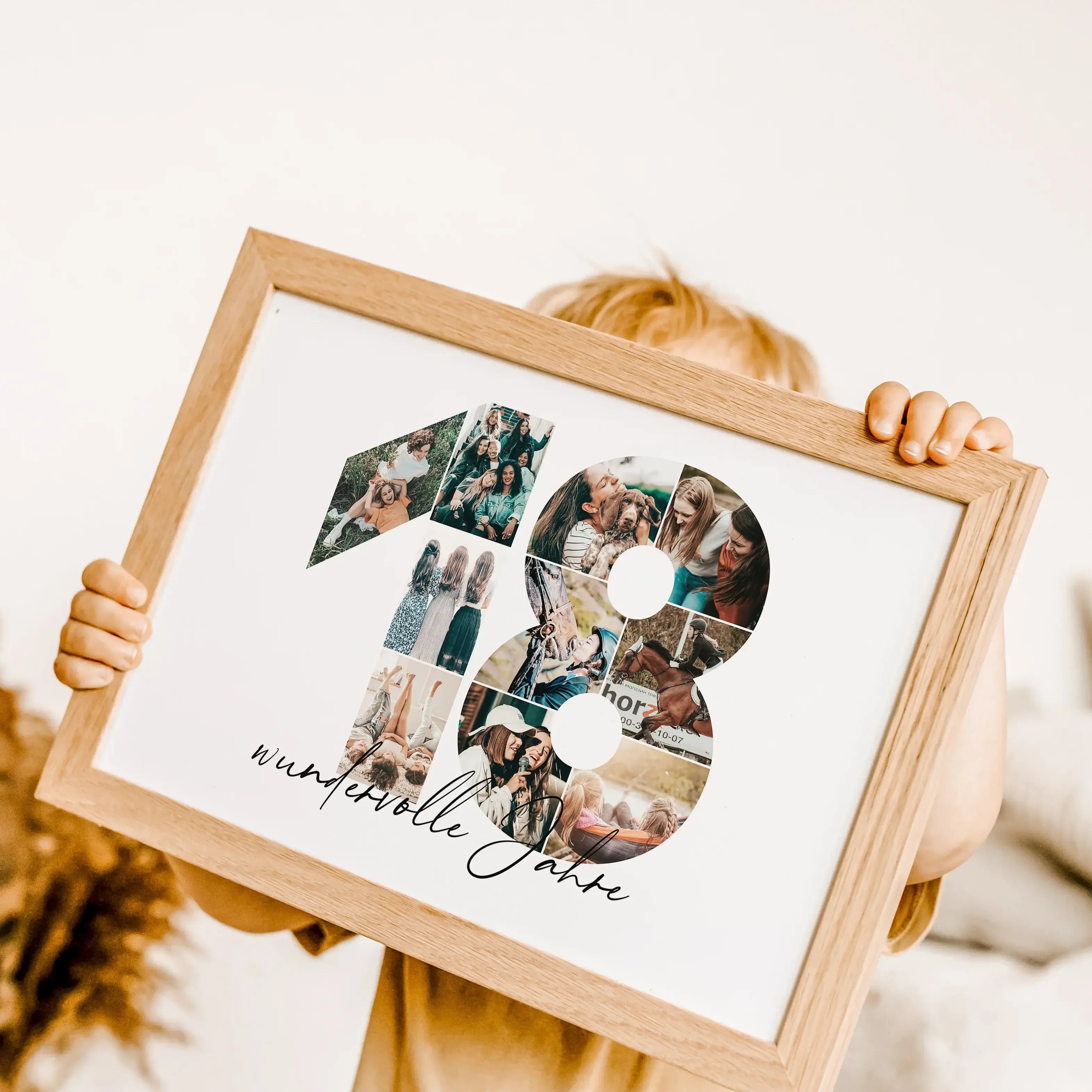Foto Poster 18 Jahre - Personalisiertes Poster - famprints - Entdecke unser einzigartiges Foto Poster 18 – das perfekte personalisierte Geschenk für besondere Anlässe! Die große Zahl 18 wird mit deinen persönlichen Fotos zu einer beeindruckenden Fotocolla