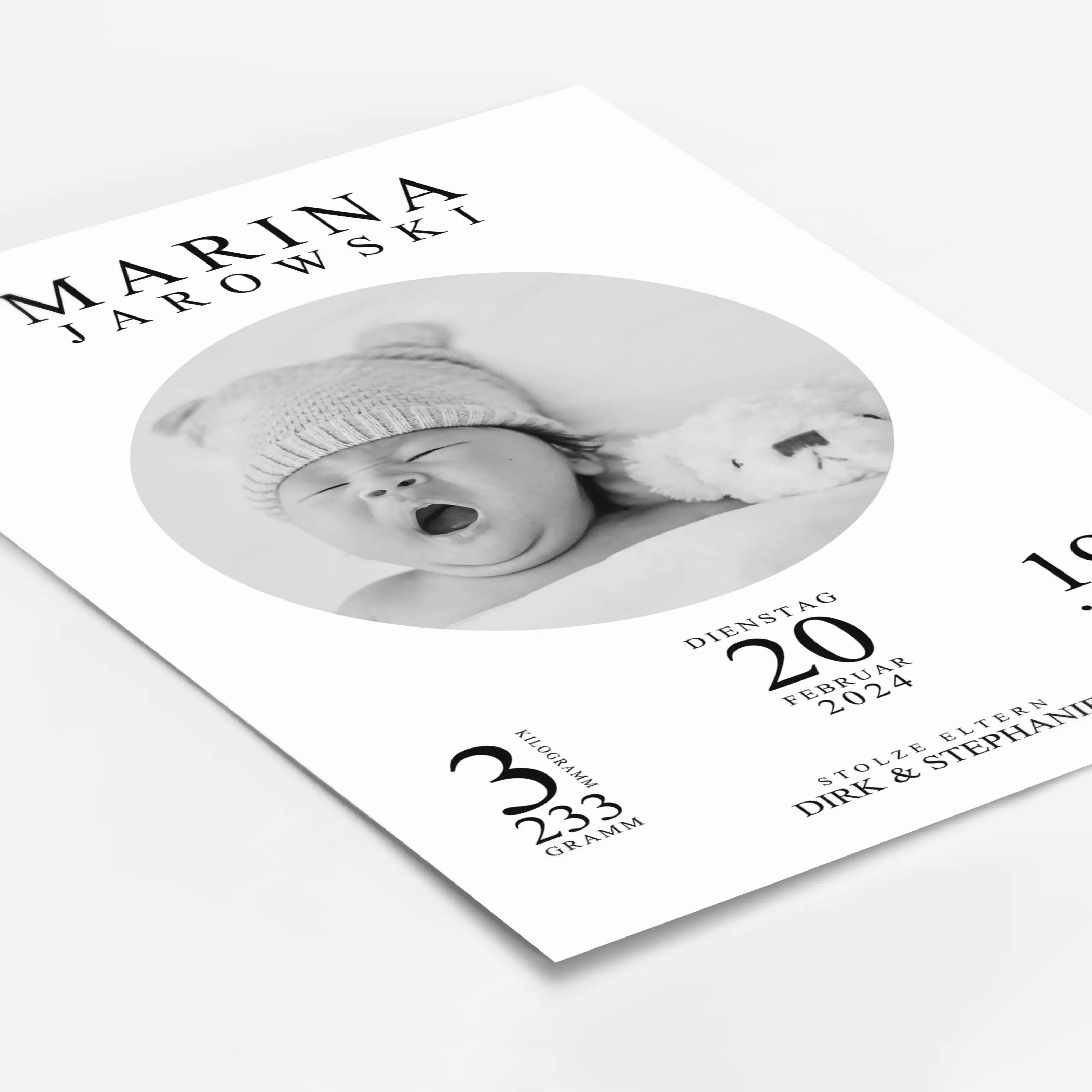 Geburtsposter mit Foto-Personalisiertes Poster-famprints-Ein Geburtsposter mit Foto ist eine wundervolle Möglichkeit, die ersten Daten und Momente deines Babys stilvoll festzuhalten. Bei famprints gestaltest du dein persönliches Poster ganz einfach selbst