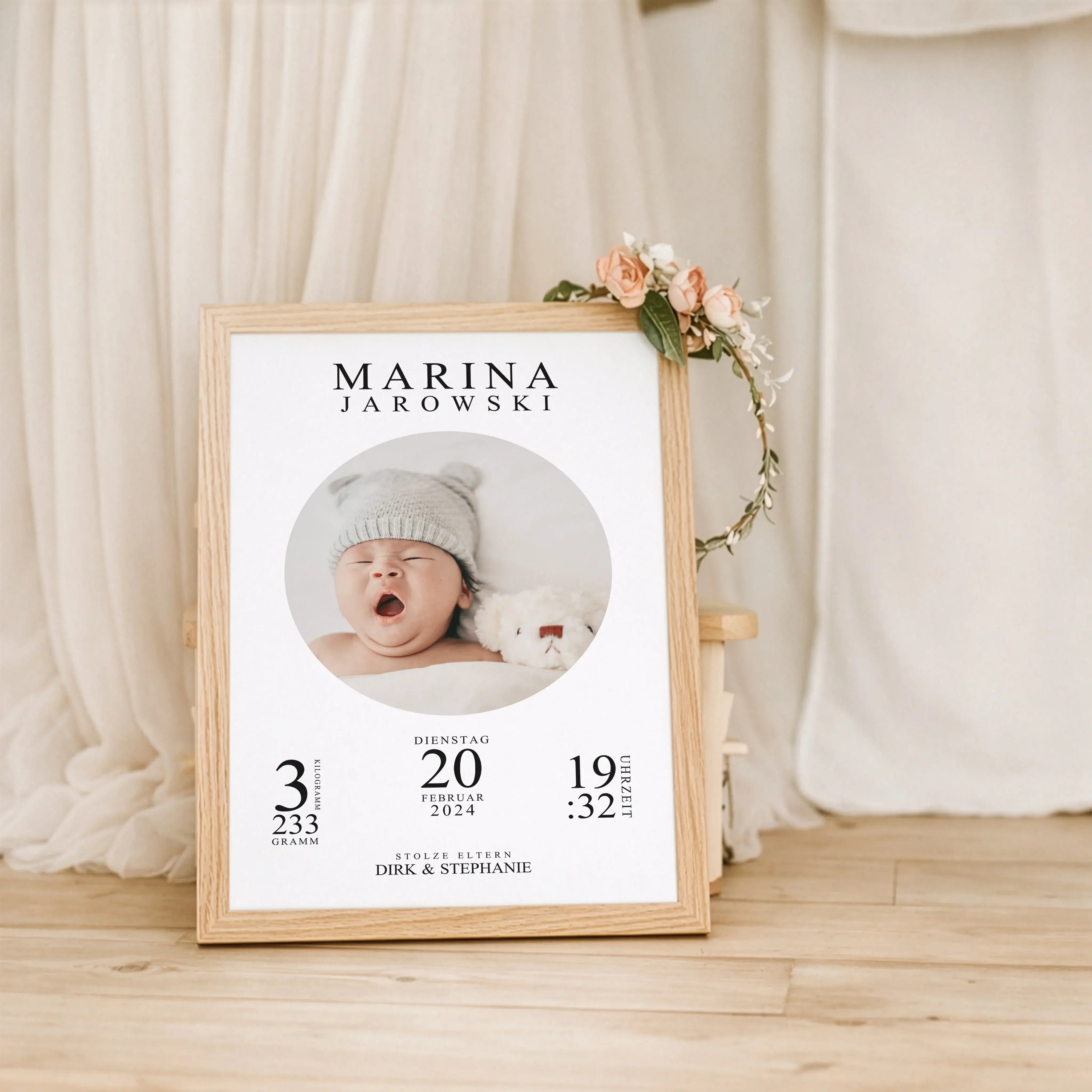 Geburtsposter mit Foto-Personalisiertes Poster-famprints-Ein Geburtsposter mit Foto ist eine wundervolle Möglichkeit, die ersten Daten und Momente deines Babys stilvoll festzuhalten. Bei famprints gestaltest du dein persönliches Poster ganz einfach selbst