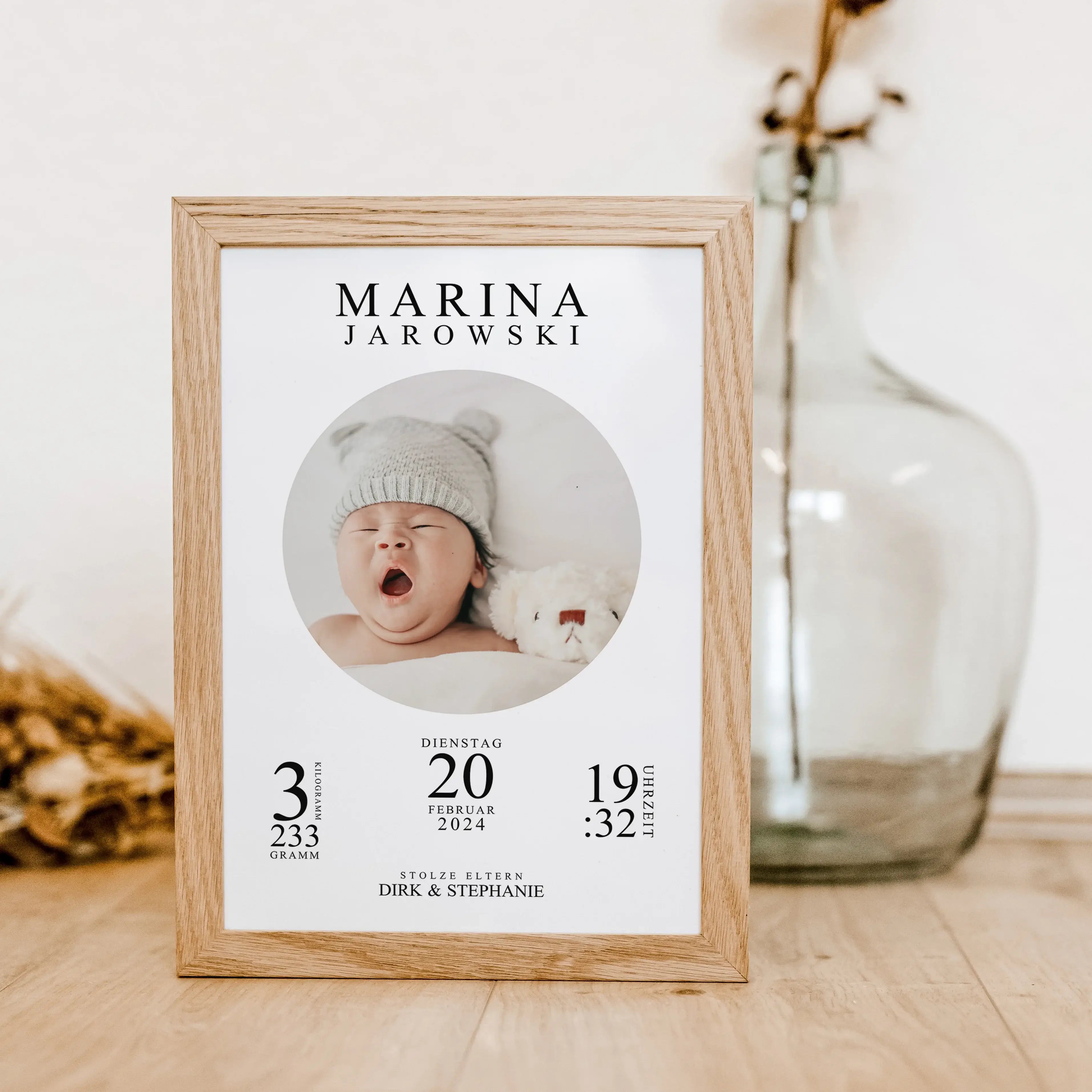 Geburtsposter mit Foto - Personalisiertes Poster - famprints - Entdecke unser einzigartiges Geburtsposter mit Foto, das die schönsten Momente der Geburt deines Kindes für immer festhält. Personalisiere das Poster ganz einfach mit den wichtigsten Geburtsda