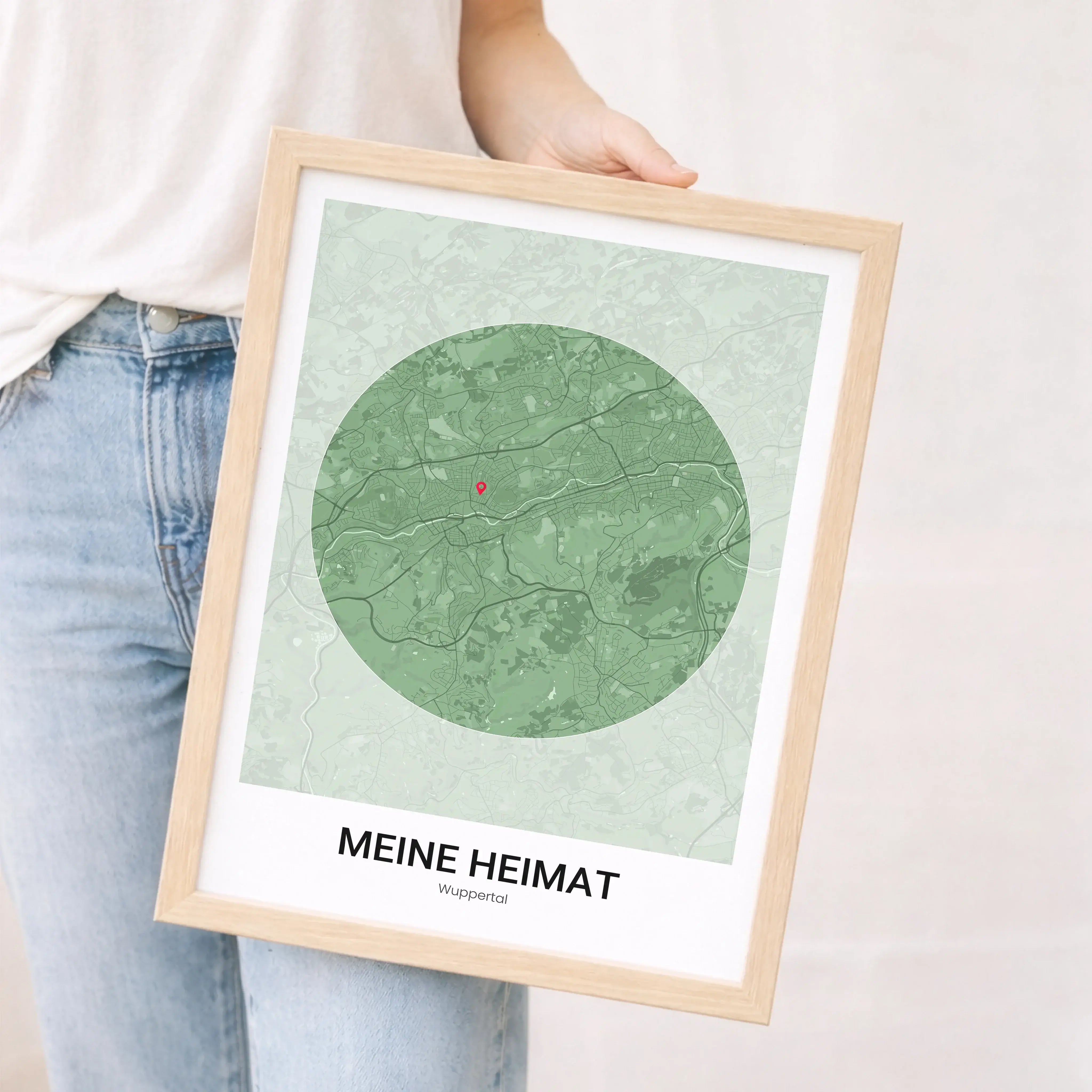 Stadtkarte Poster Circle modern-Personalisiertes Poster-famprints-Das Stadtkarte Poster Circle modern verwandelt einen Ort, der dir wichtig ist, in ein stilvolles Wandbild mit klarer, moderner Ästhetik. Du wählst deine Wunschstadt oder jeden beliebigen Or