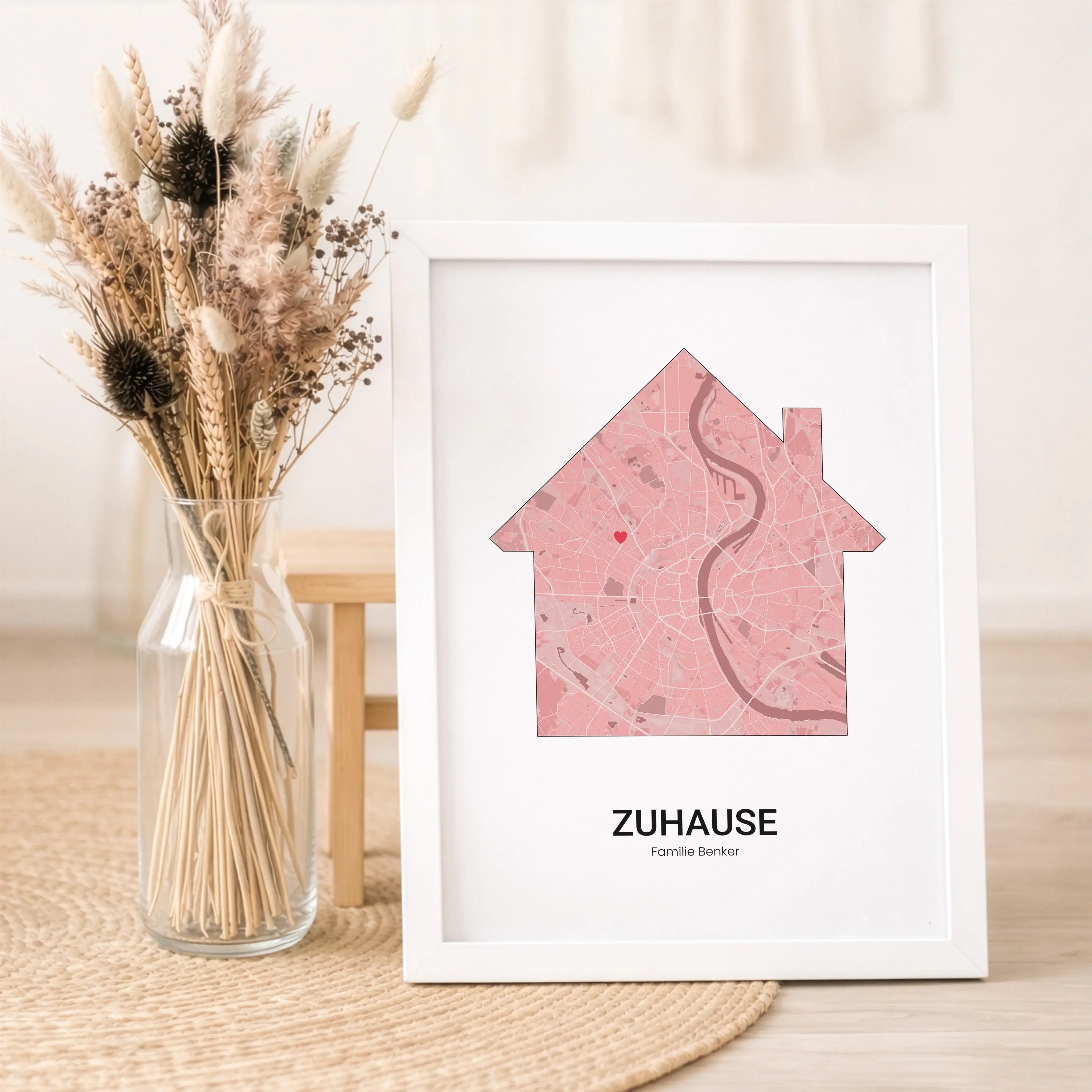 Stadtkarte Poster Haus-Personalisiertes Poster-famprints-Das Stadtkarte Poster Haus von famprints verwandelt einen besonderen Ort in ein persönliches Designobjekt für dein Zuhause. Ob das erste gemeinsame Zuhause, das Eigenheim oder ein Ort mit emotionale