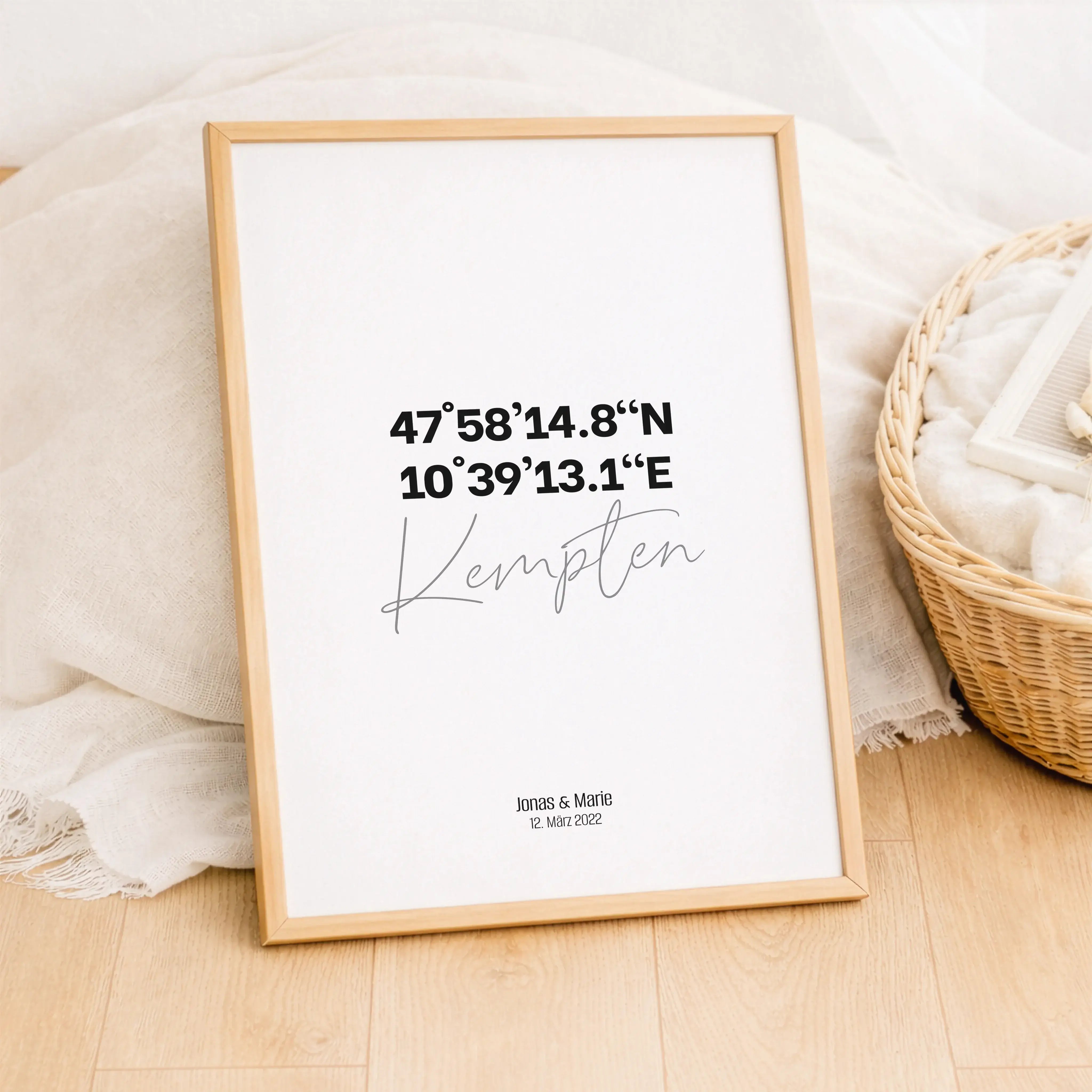 Stadtposter Koordinaten-Personalisiertes Poster-famprints-Mit einem Stadtposter Koordinaten hältst du einen Ort fest, der für dich eine besondere Bedeutung hat. Vielleicht der Platz, an dem ihr euch kennengelernt habt, der Ort eurer Hochzeit oder die Stad