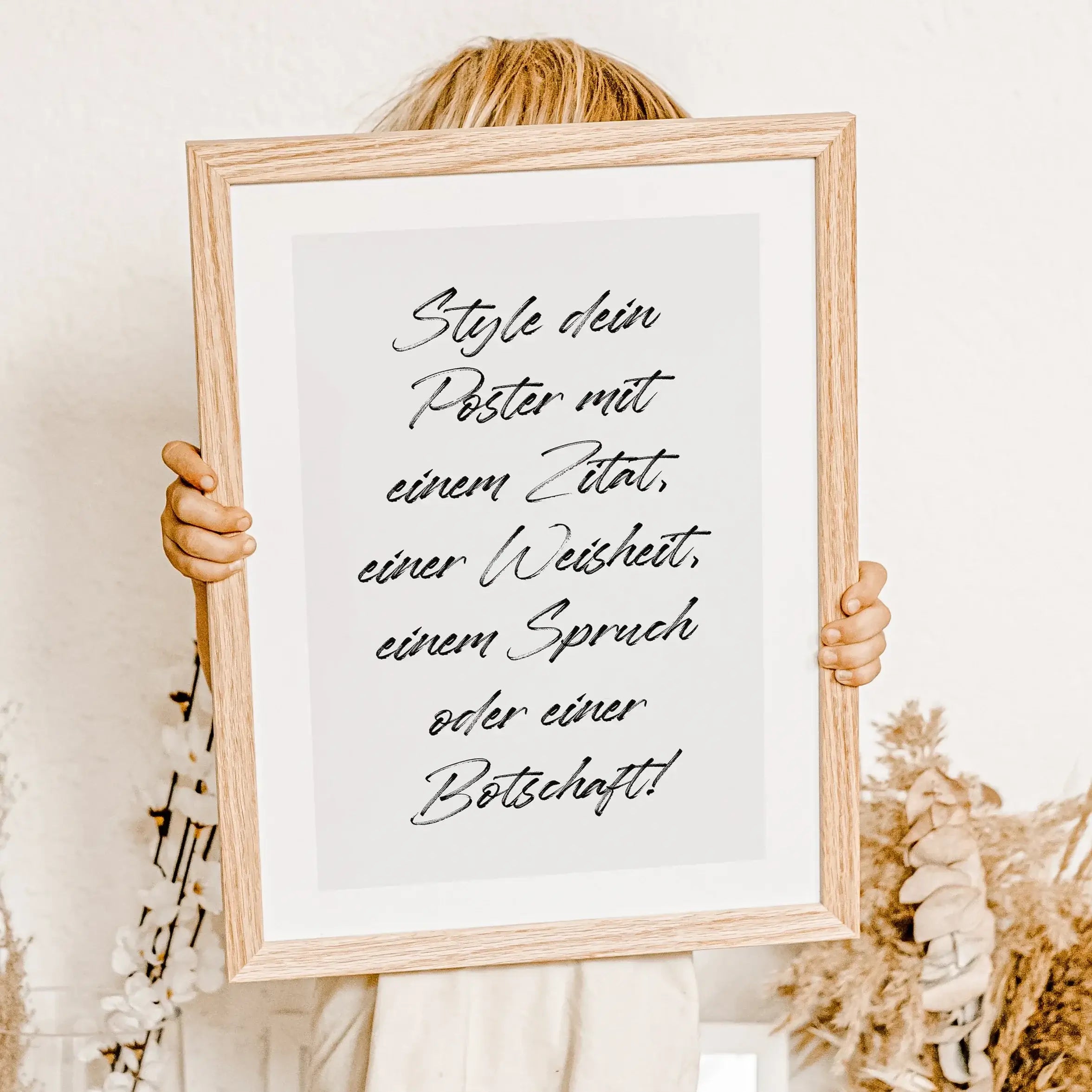 Text Poster-famprints-Personalisiertes Poster-Hast du auch schon lange das Gefühl, dass an deiner Wand etwas fehlt? Dann hat famprints die perfekte Lösung für dich: Unser individuelles Text Poster. Von einem lustigen Spruch bis hin zu einem kunstvollen Zi