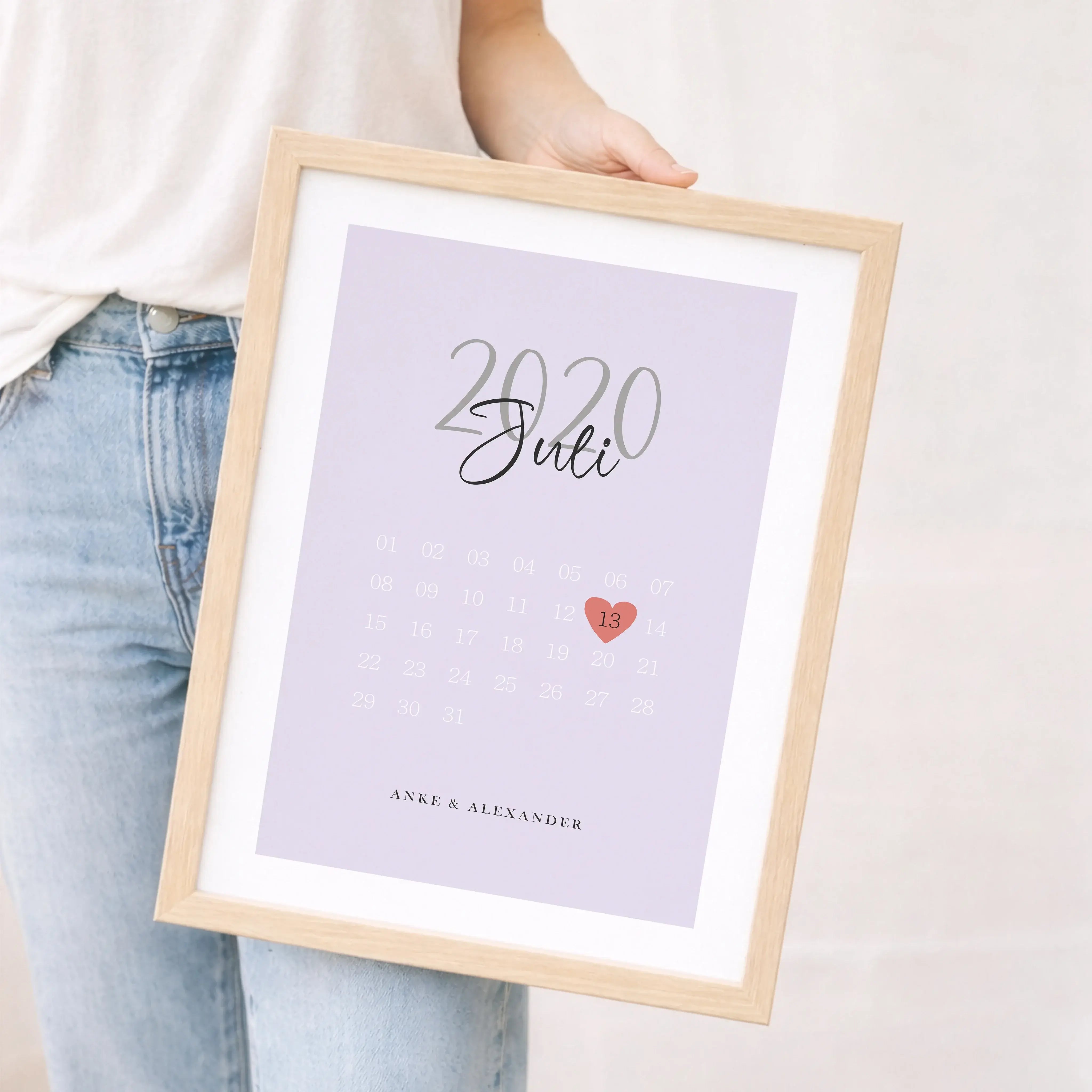 Kalender Poster-Personalisiertes Poster-famprints-Ein Kalender Poster von famprints hält einen besonderen Tag für immer fest. Ob Kennenlernen, Hochzeit, Jahrestag oder ein anderes Herzensdatum, du gestaltest ein persönliches Wandposter, das genau diesen M