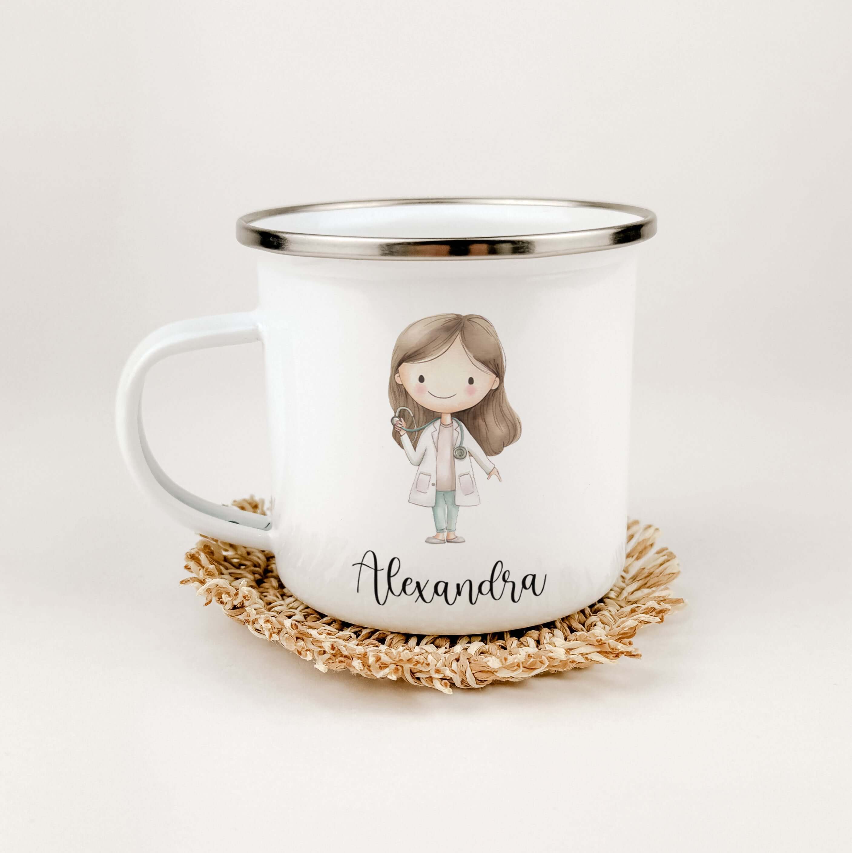 Emaille Tasse Ärztin-famprints-Emaille Tasse-Entdecke die personalisierte Emaille Tasse Ärztin - ein einzigartiges Geschenk für Kinder, das mit Liebe von uns gestaltet wurde! Die Tasse ist bedruckt mit einer süßen Ärztin in Aquarell Optik und bietet einen