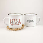 Emaille Tasse Oma seit-famprints-Emaille Tasse-Überrasche deine Oma mit einer ganz besonderen Emaille Tasse, die nicht nur funktional ist, sondern auch von Herzen kommt. Mit dem personalisierten Druck der Namen ihrer Enkelkinder und dem Jahr, in dem sie z