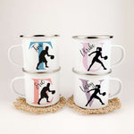 Emaille Tasse mit Namen Basketball-famprints-Emaille Tasse-Entdecke die Emaille Tasse mit Namen Basketball – das perfekte Geschenk für kleine Basketballfans! Diese personalisierte Tasse verbindet Funktionalität mit einem Hauch von Persönlichkeit, sodass d