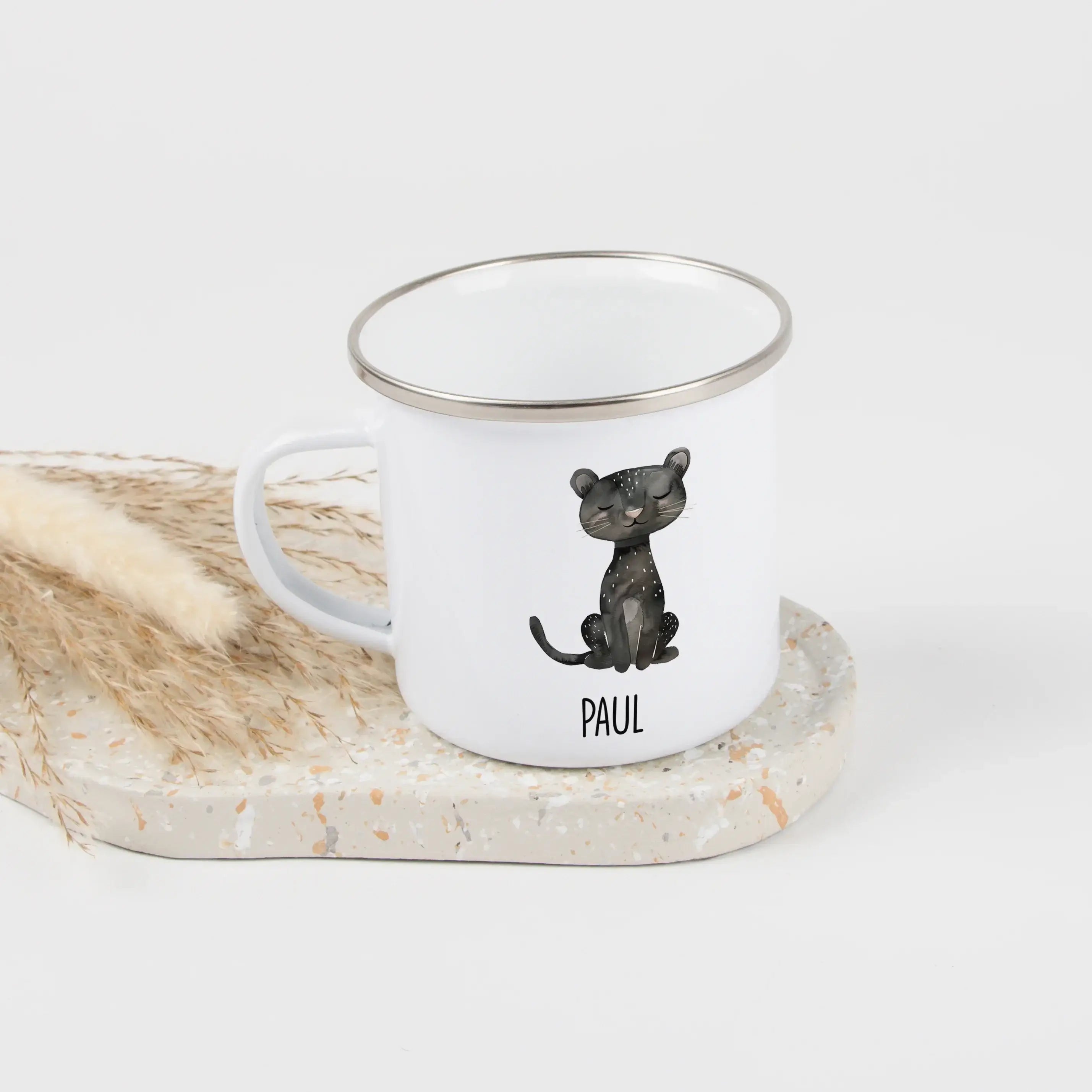 Emaille Tasse Panther-Emaille Tasse-famprints-Die Emaille Tasse Panther von famprints ist mehr als ein Becher – sie ist ein persönliches Geschenk mit Bedeutung. Das liebevoll gestaltete Panther-Motiv wirkt modern, verspielt und zeitlos zugleich und wird m