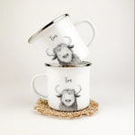 Emaille Tasse Yak Portrait-famprints-Emaille Tasse-Entdecke die bezaubernde Emaille Tasse Yak Portrait – das ideale Geschenk für kleine Abenteurer! Unsere Emaille Tasse personalisiert lässt die Herzen höher schlagen. Du kannst den Namen deines Kindes auf