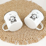 Emaille Tasse Yak Portrait-famprints-Emaille Tasse-Entdecke die bezaubernde Emaille Tasse Yak Portrait – das ideale Geschenk für kleine Abenteurer! Unsere Emaille Tasse personalisiert lässt die Herzen höher schlagen. Du kannst den Namen deines Kindes auf