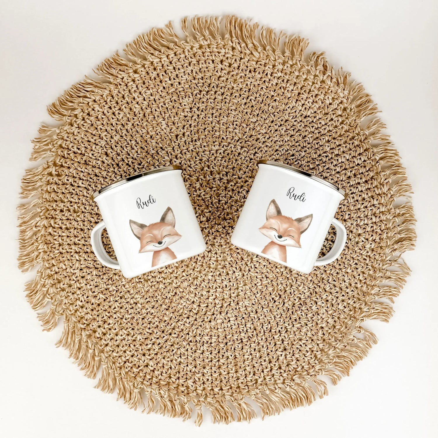 Emaille Tasse Fuchs Portrait-famprints-Emaille Tasse-Die Emaille Tasse Fuchs Portrait ist das ideale personalisierte Geschenk für kleine Tierliebhaber. Mit ihrem bezaubernden Fuchs-Porträt in lebendiger Aquarell-Optik wird sie garantiert zum Lieblingsbech