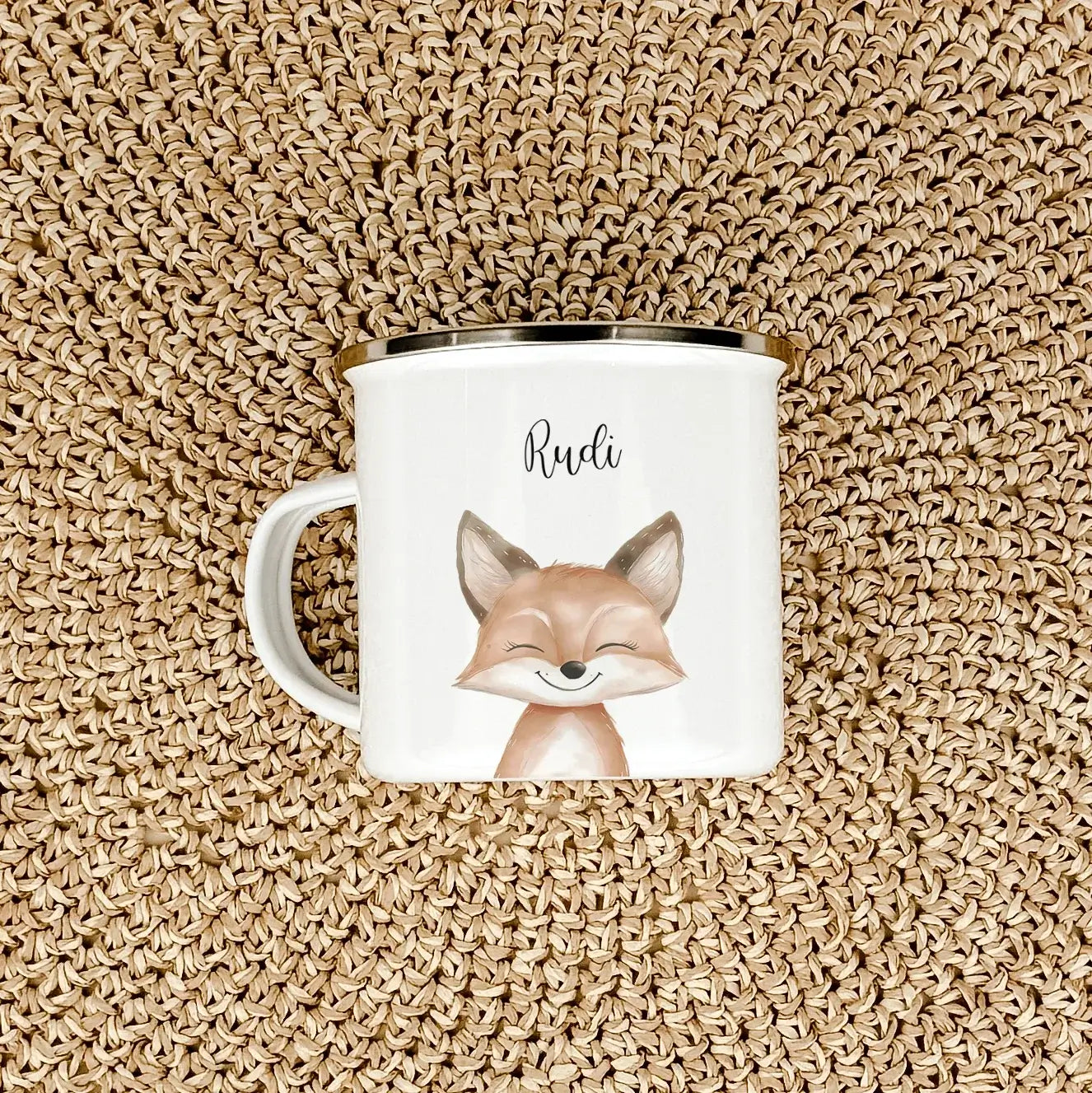 Emaille Tasse Fuchs Portrait-famprints-Emaille Tasse-Die Emaille Tasse Fuchs Portrait ist das ideale personalisierte Geschenk für kleine Tierliebhaber. Mit ihrem bezaubernden Fuchs-Porträt in lebendiger Aquarell-Optik wird sie garantiert zum Lieblingsbech