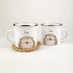 Emaille Tasse Igel Portrait-famprints-Emaille Tasse-Entdecke die charmante Emaille Tasse Igel Portrait – das ideale personalisierte Geschenk für Kinder! Ob zur Einschulung, Taufe oder zum Geburtstag, dieser bezaubernde Emaille Becher bringt Freude in den