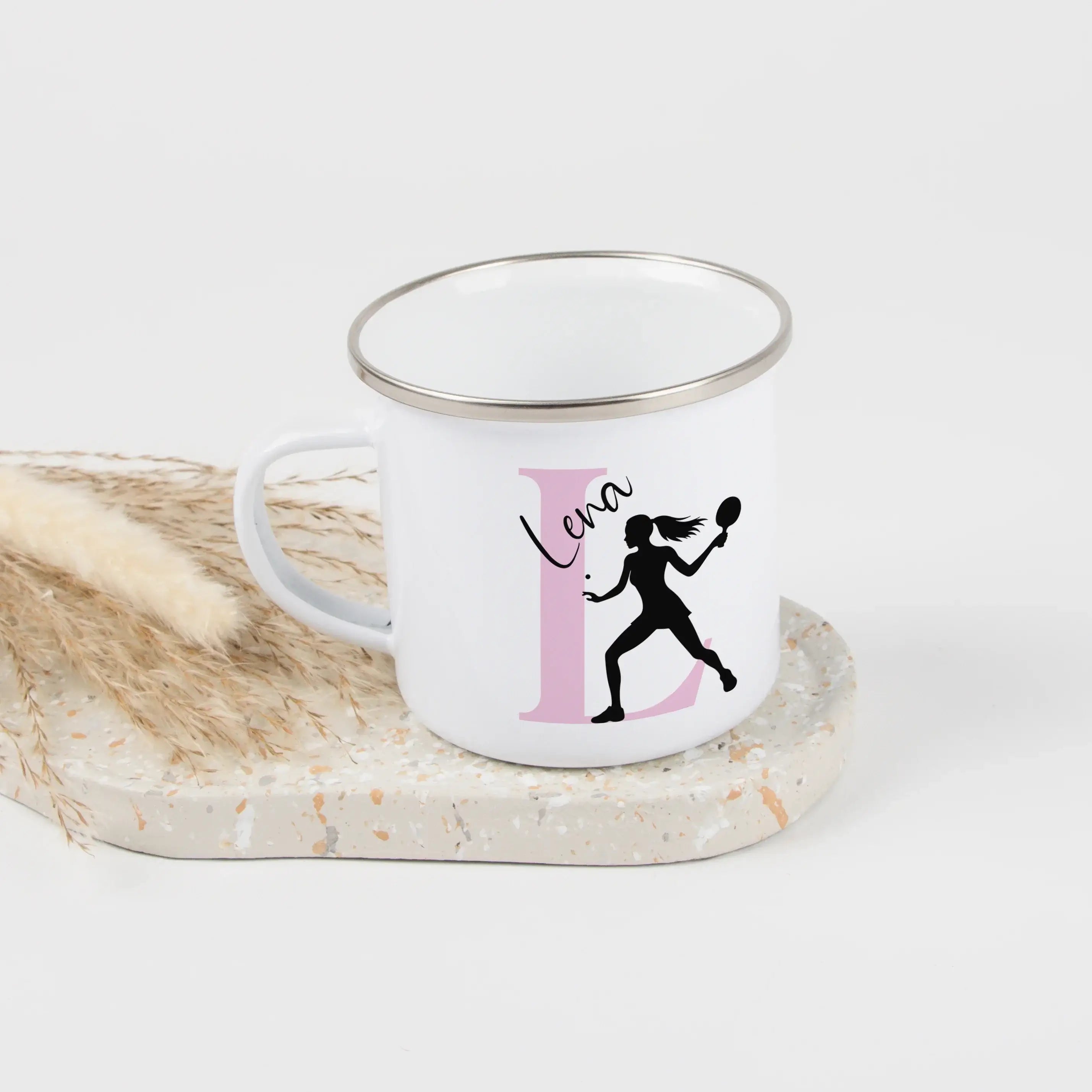 Emaille Tasse mit Namen Tischtennis-Emaille Tasse-famprints-Die Emaille Tasse mit Namen Tischtennis von famprints ist genau das Richtige, wenn du ein persönliches Geschenk für Tischtennis-Fans suchst oder dir selbst eine individuelle Tasse gestalten möcht