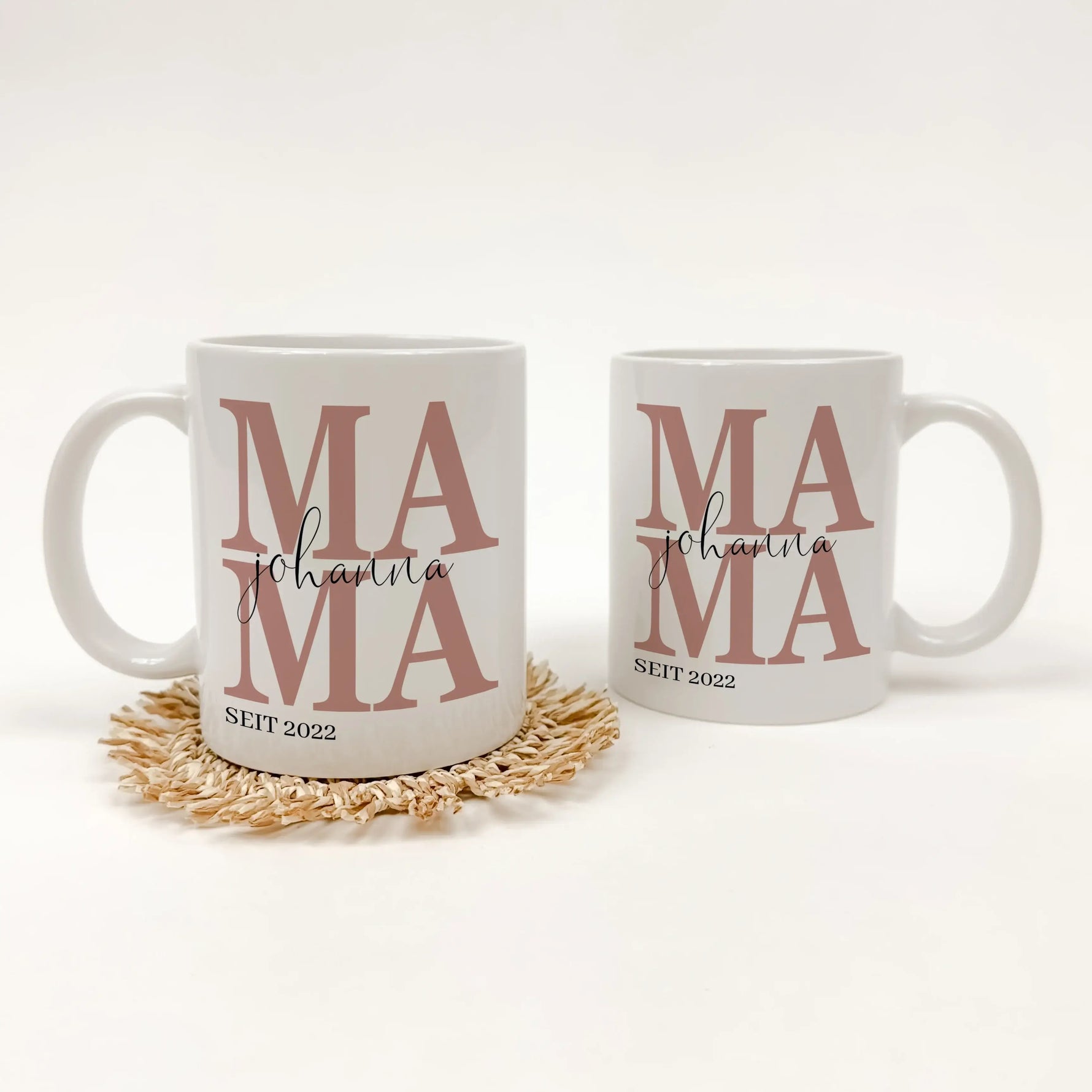 Tasse Mama seit-famprints-Keramik Tasse-Entdecke die perfekte Tasse für jede Mama – ein liebevolles Geschenk, das Freude und Emotionen vereint. Mit der personalisierten Keramik Tasse „Mama seit“ bringst du nicht nur ein Lächeln auf ihr Gesicht, sondern sc
