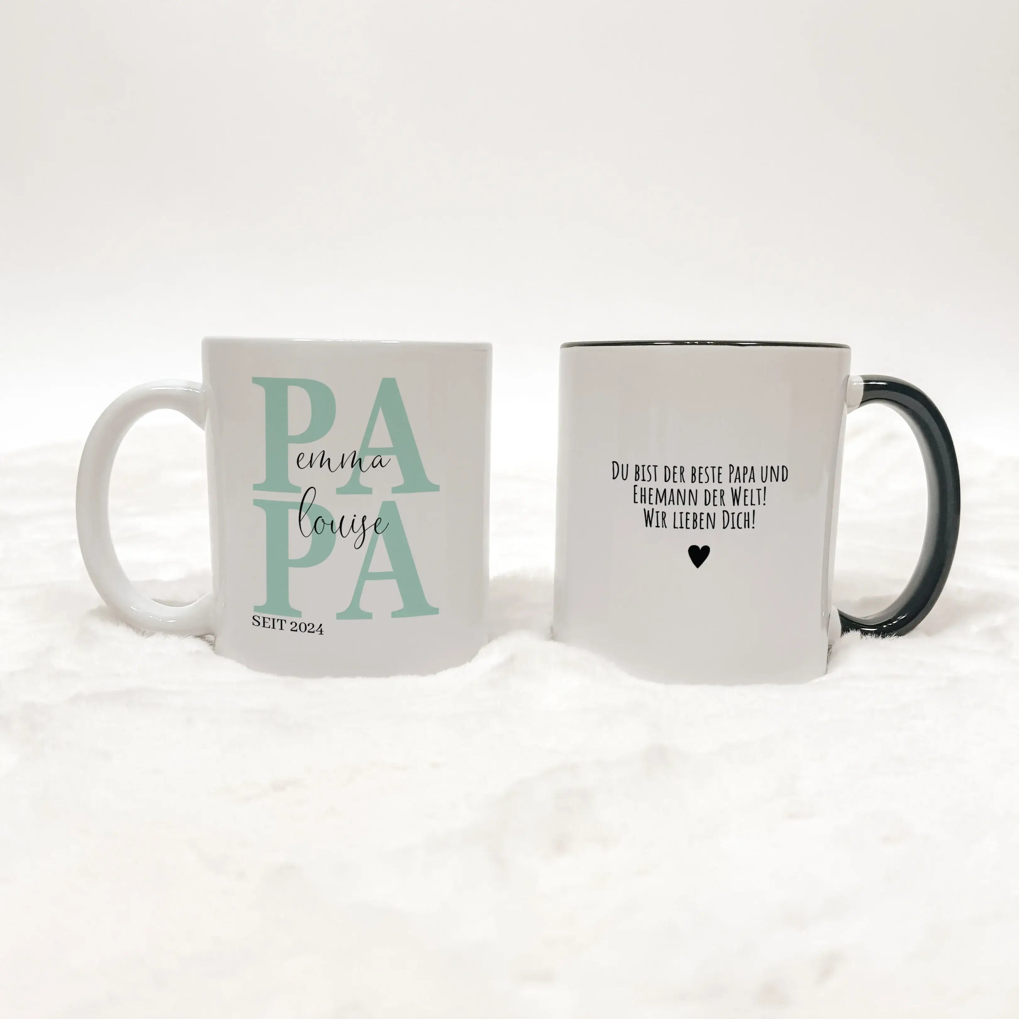 Tasse Papa seit - Keramik Tasse - famprints - Entdecke die Tasse Papa seit – das perfekte Geschenk, um Väter zu feiern und ihnen ein Lächeln ins Gesicht zu zaubern. Mit dieser personalisierten Keramik-Tasse, die Platz für die Namen der Kinder und das Jahr