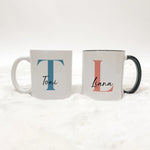 Tasse mit Namen + Initial - Keramik Tasse - famprints - Entdecke unsere Tasse mit Namen + Initial – das perfekte personalisierte Geschenk für dich oder deine Liebsten! Diese hochwertige Tasse bietet dir die Möglichkeit, sie mit deinem Wunsch-Initial und N